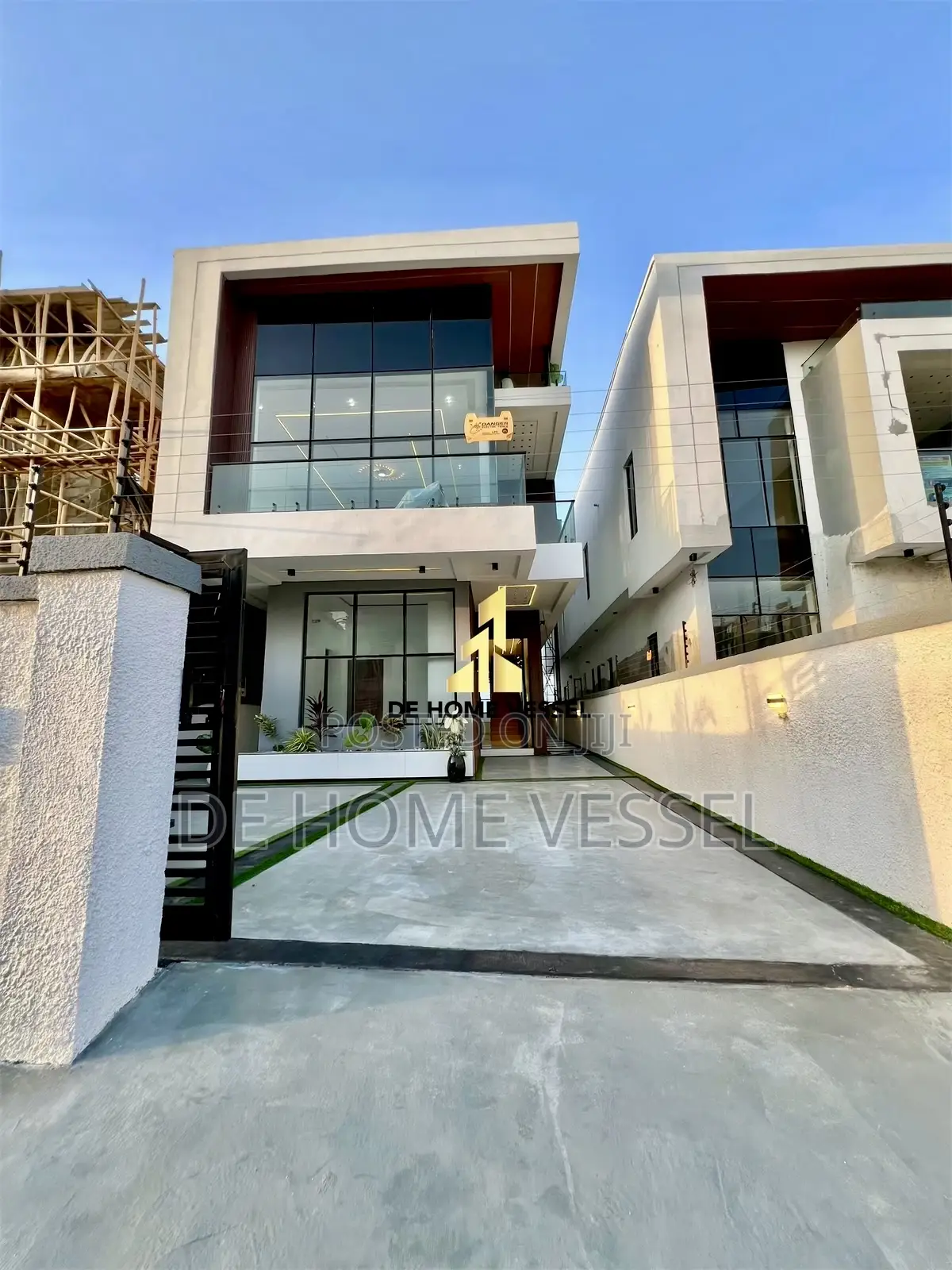 5bdrm Duplex in Ajah for sale