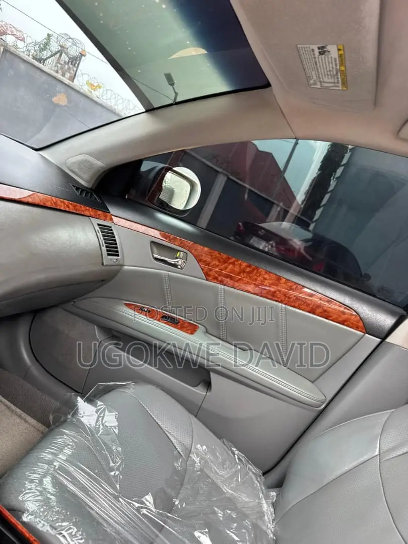 Toyota Avalon 2009 Silver