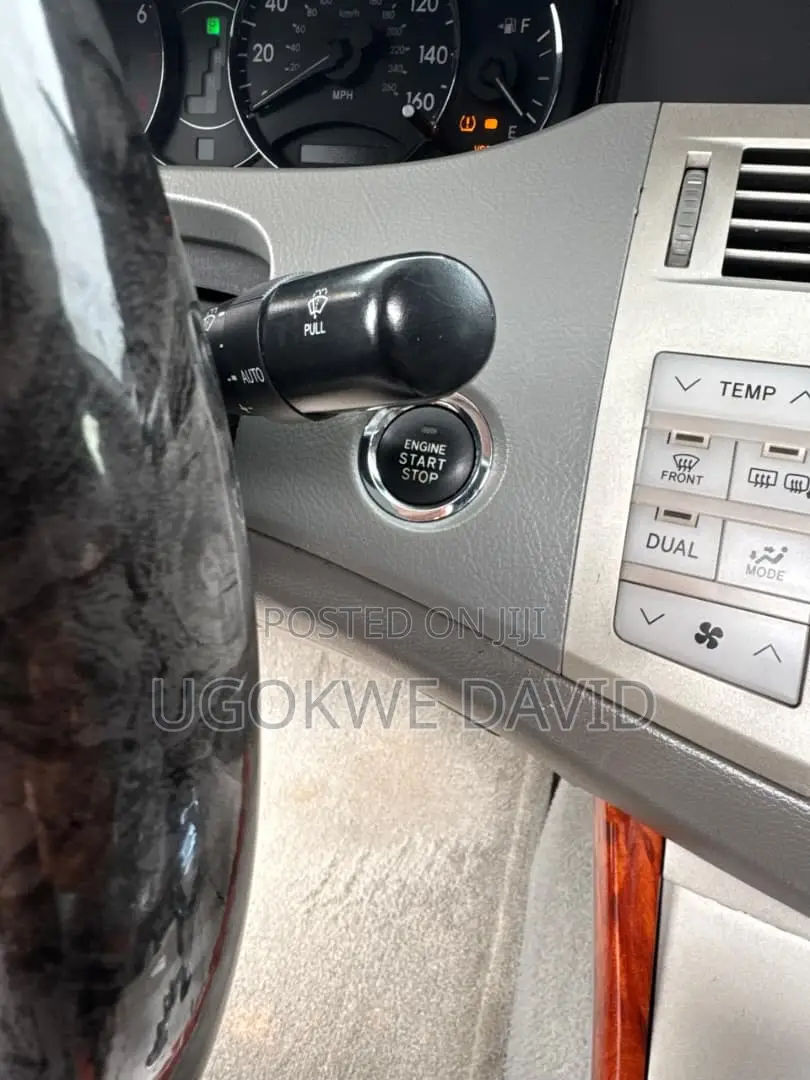 Toyota Avalon 2009 Silver