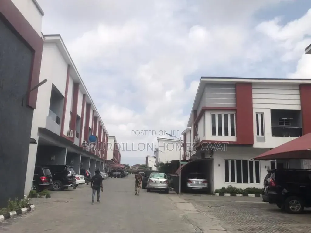 4bdrm Duplex in Ikota Second Gate for sale
