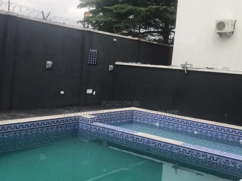 4bdrm Duplex in Ikota Second Gate for sale