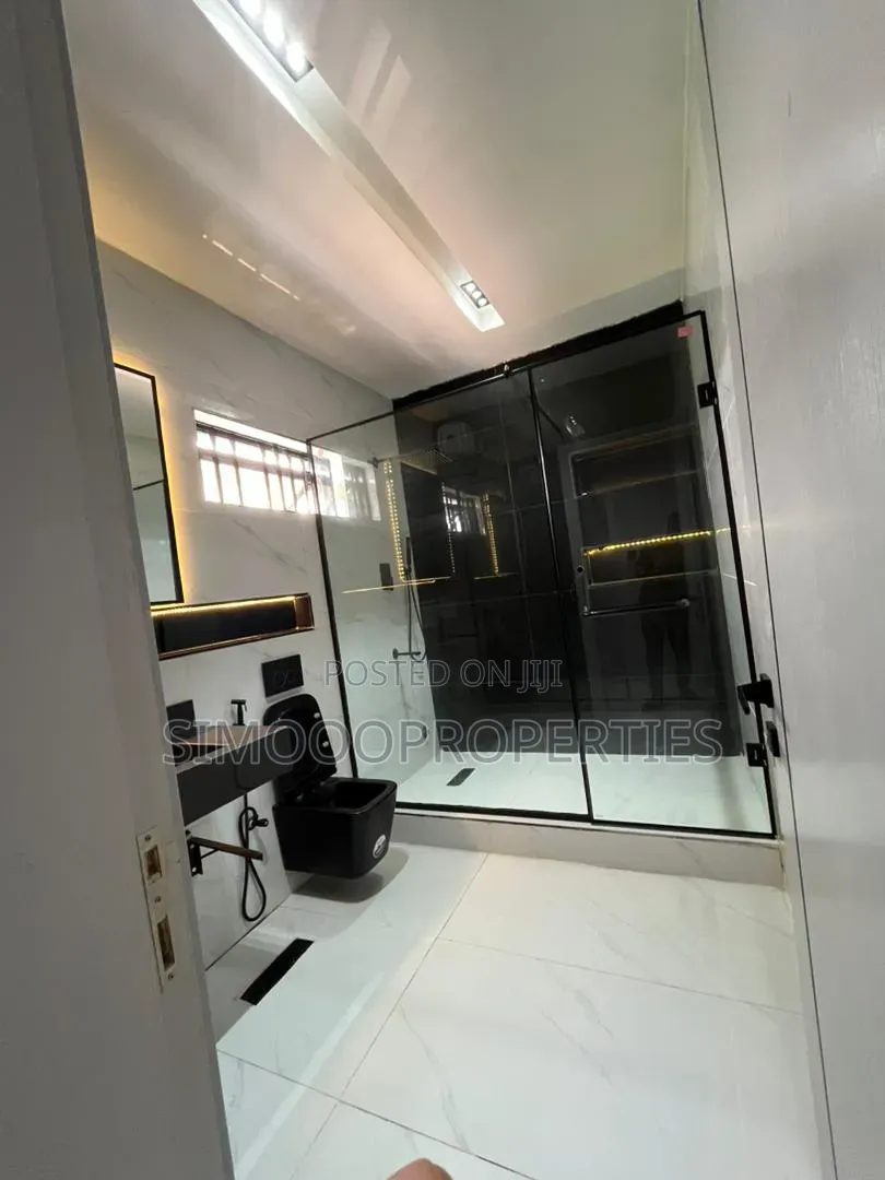 4bdrm Duplex in Beachwood, Bogije for sale