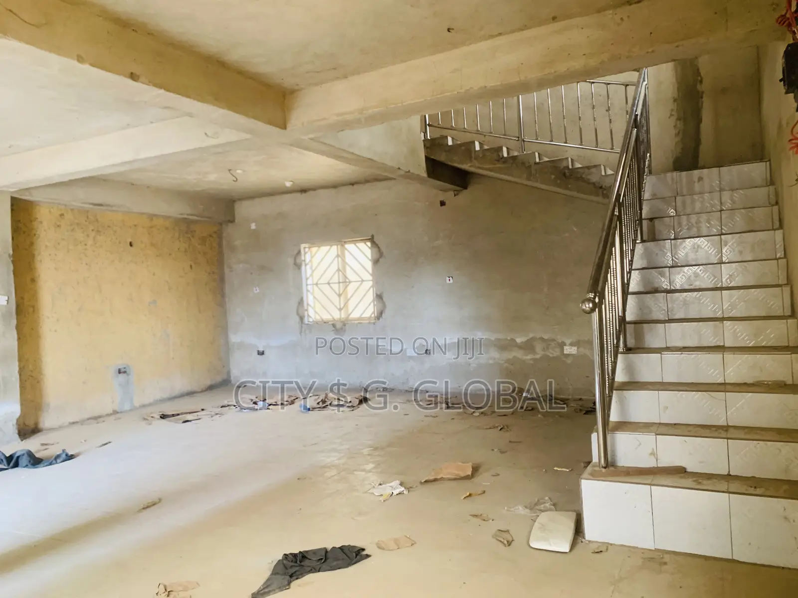 Shop Space or Office Space Up an Down