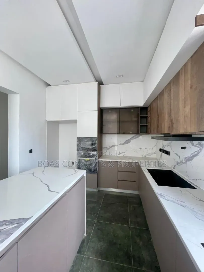 3bdrm Duplex in Lekki Phase 1 for sale
