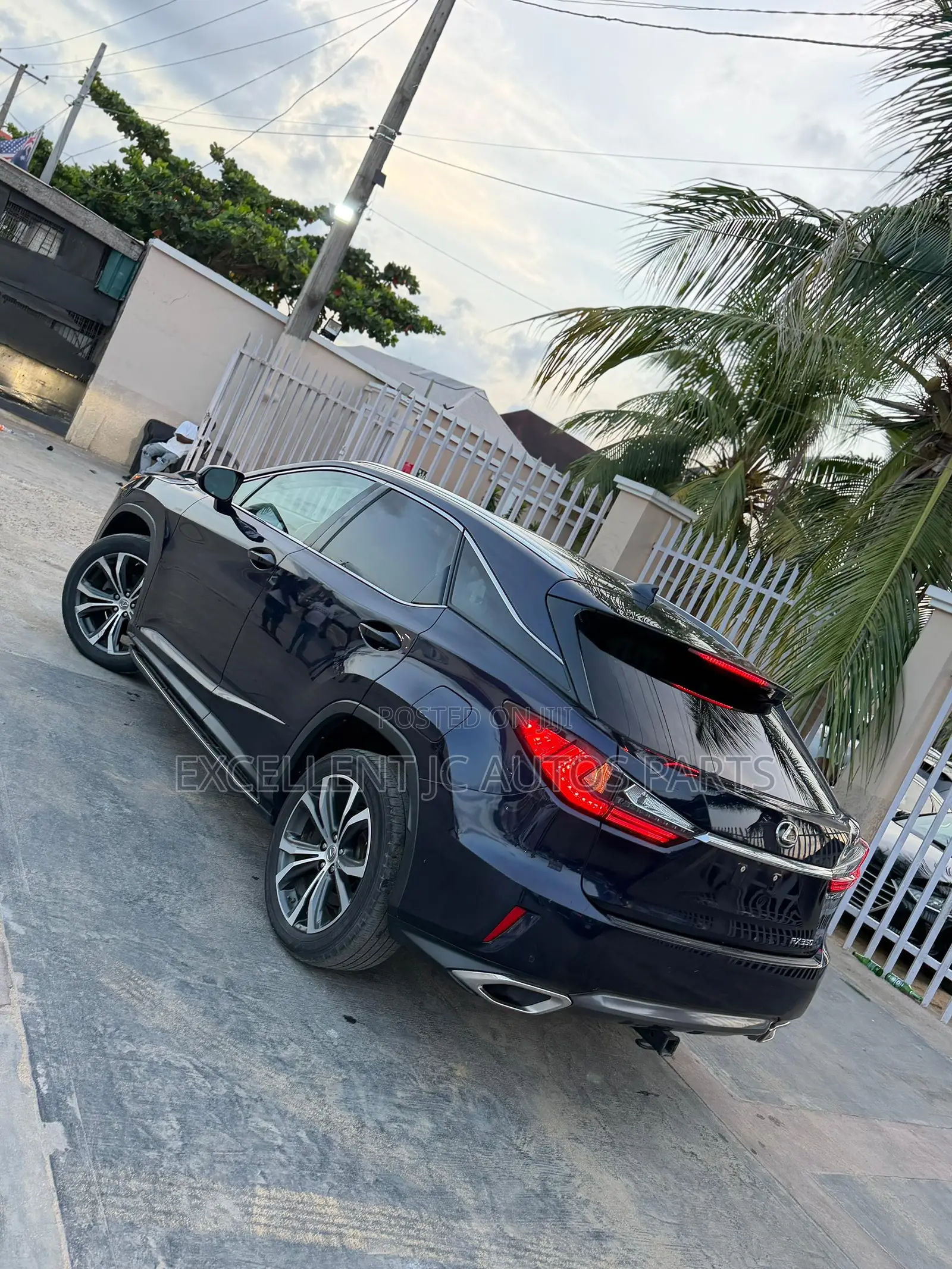 Lexus RX 350 FWD 2017 Blue