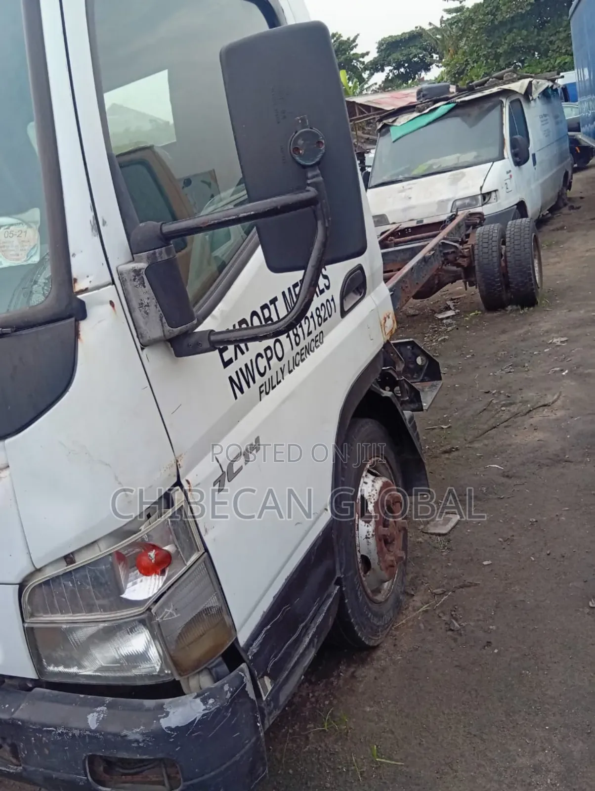 Mitsubishi Fuso Truck (Cab and Chassis) Right Hand Drive (Foreign Used