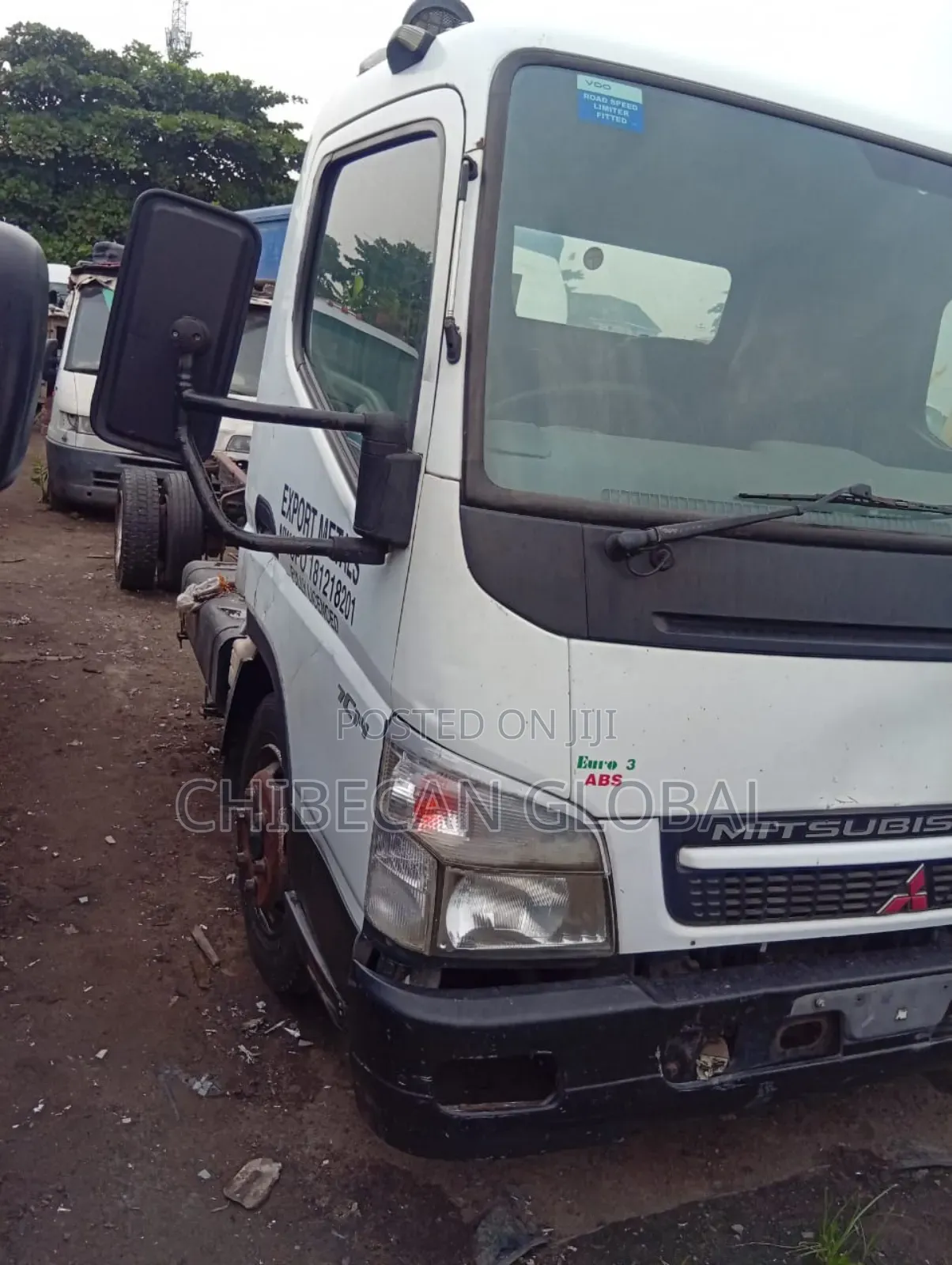 Mitsubishi Fuso Truck (Cab and Chassis) Right Hand Drive (Foreign Used