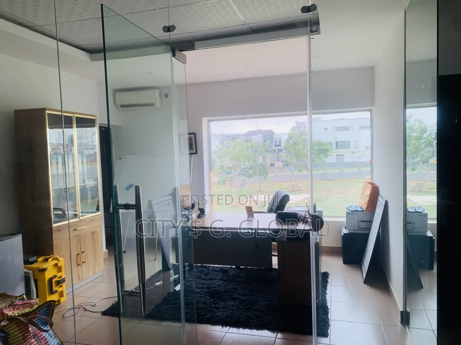 A Office Space in Jahi Gilmor