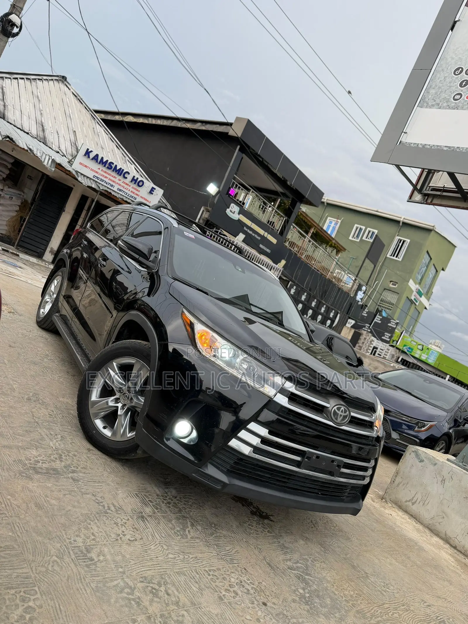 Toyota Highlander Limited 4x4 V6 (3.5L 6cyl 8A) 2017 Black