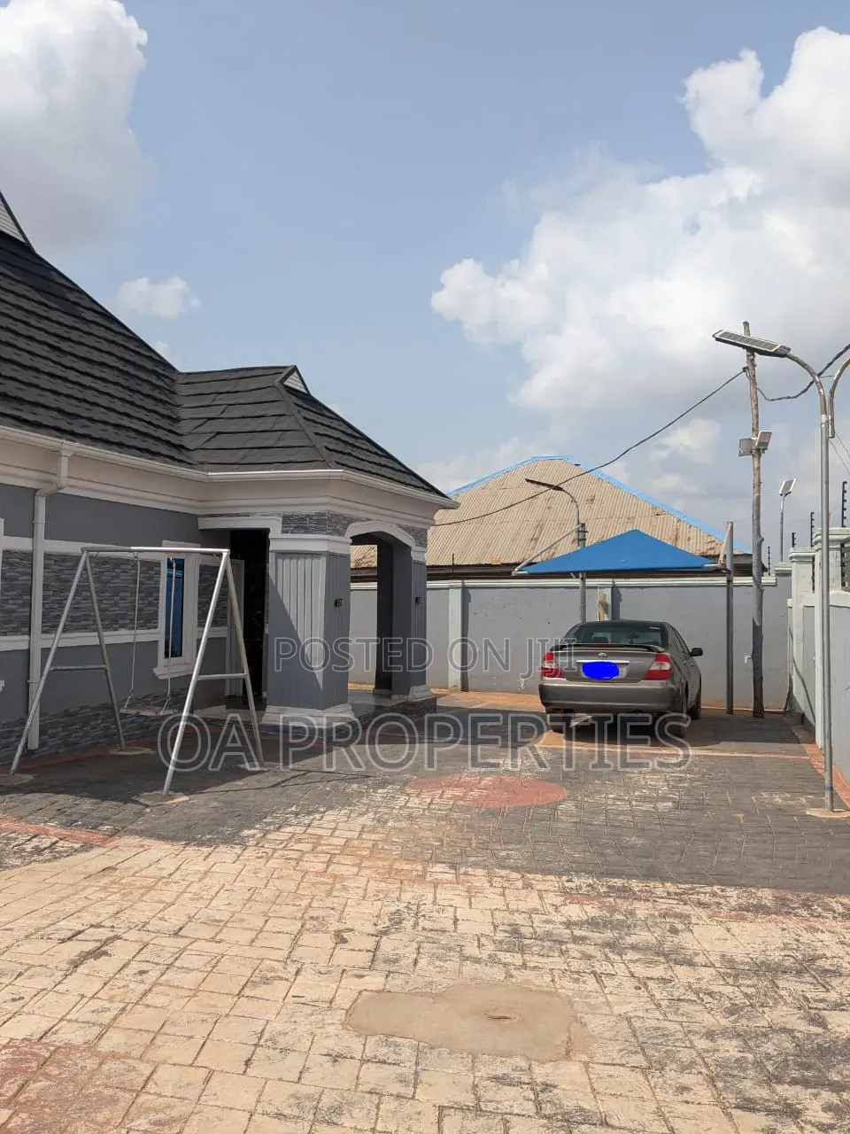 4bdrm Bungalow in Ibadan for sale