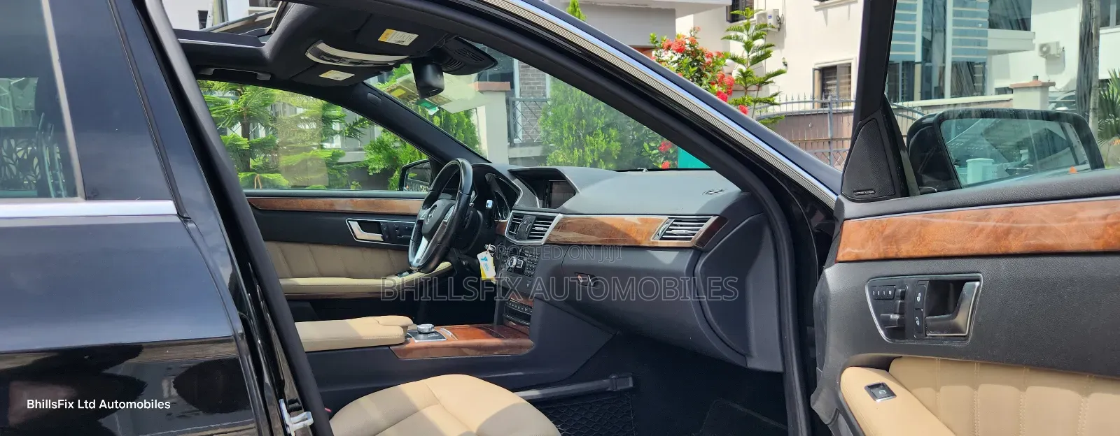 Mercedes-Benz E350 Base 4Matic Sedan AWD (3.5L 6cyl 7A) 2013 Black