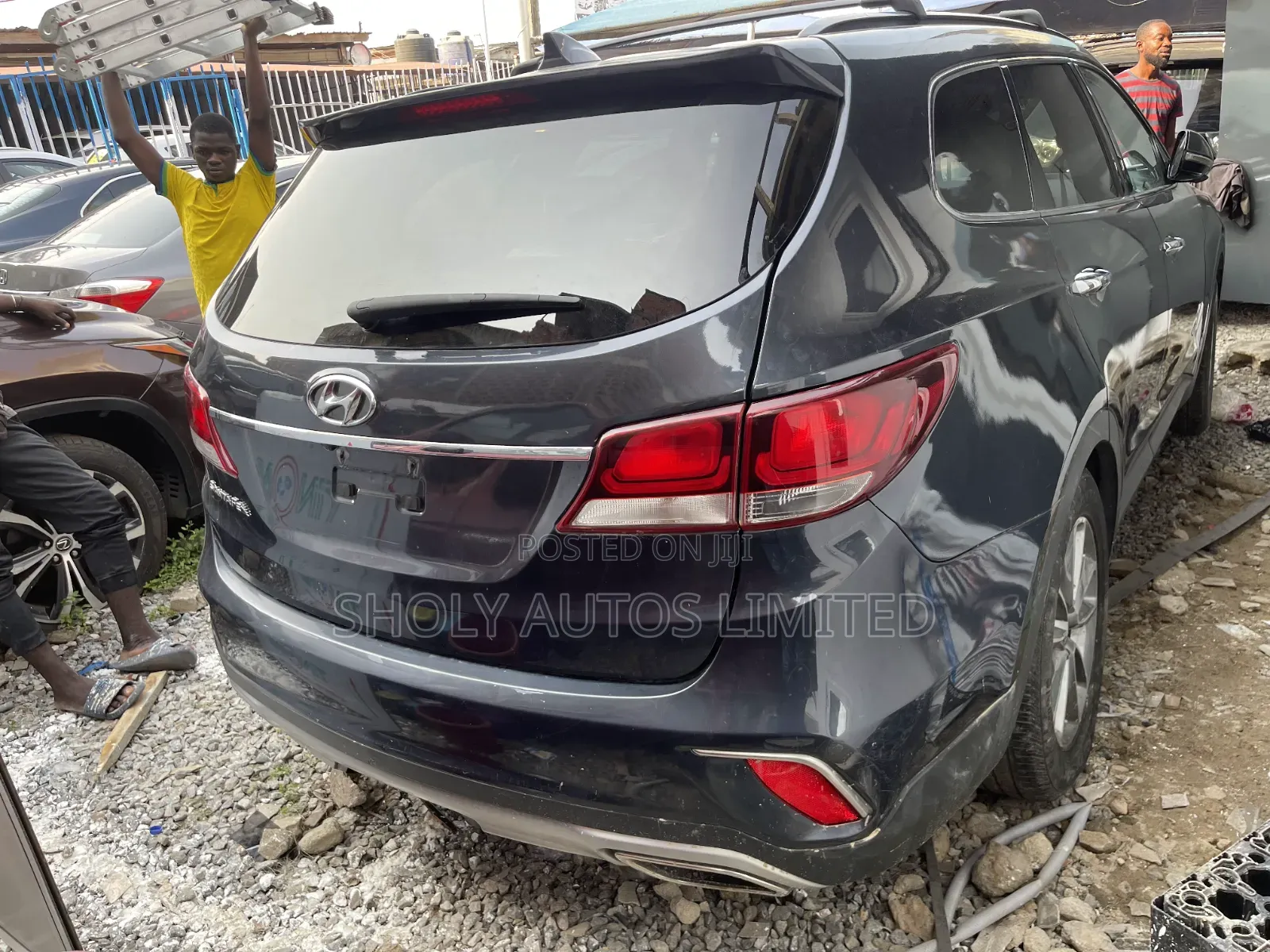 Hyundai Santa Fe Limited FWD 2017 Gray