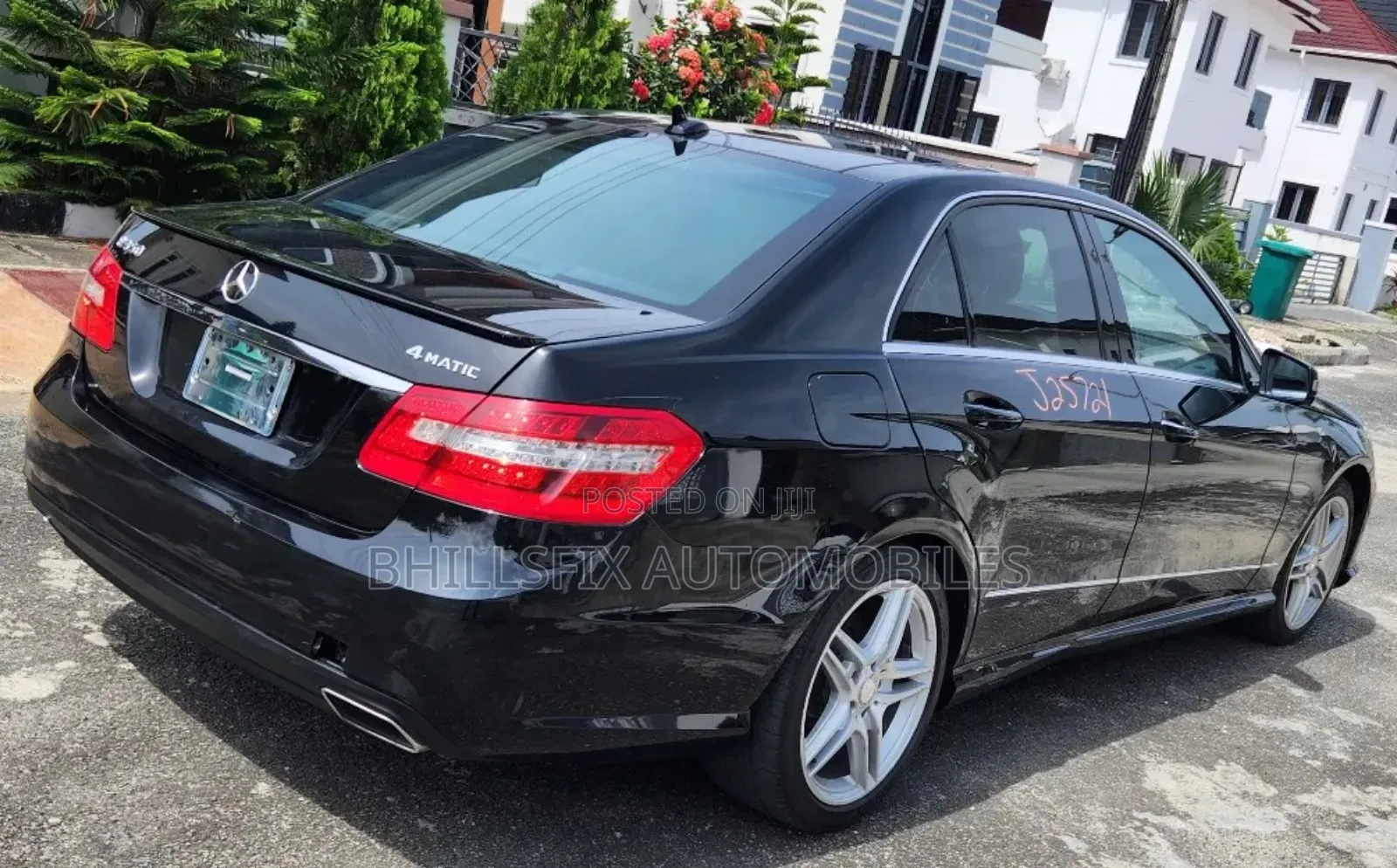 Mercedes-Benz E350 Base 4Matic Sedan AWD (3.5L 6cyl 7A) 2013 Black