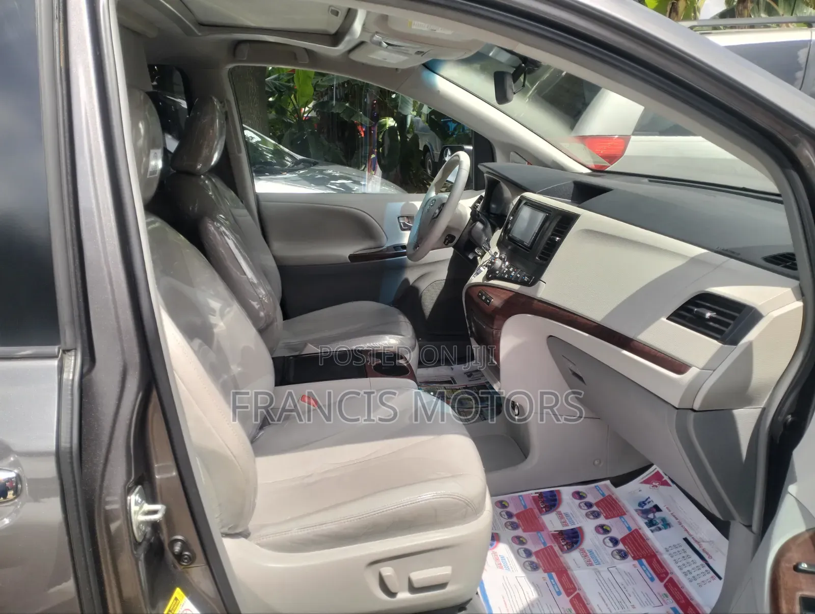 Toyota Sienna 2015 Gray