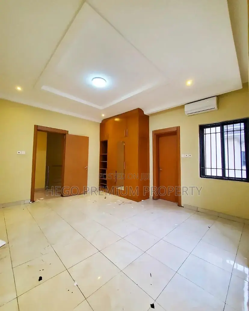 4bdrm Duplex in Rainbow Estate, Abuloma for rent