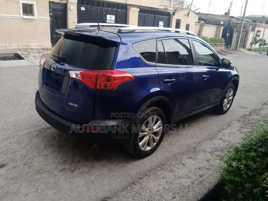 Toyota RAV4 Limited 4dr SUV (2.5L 4cyl 6A) 2014 Blue