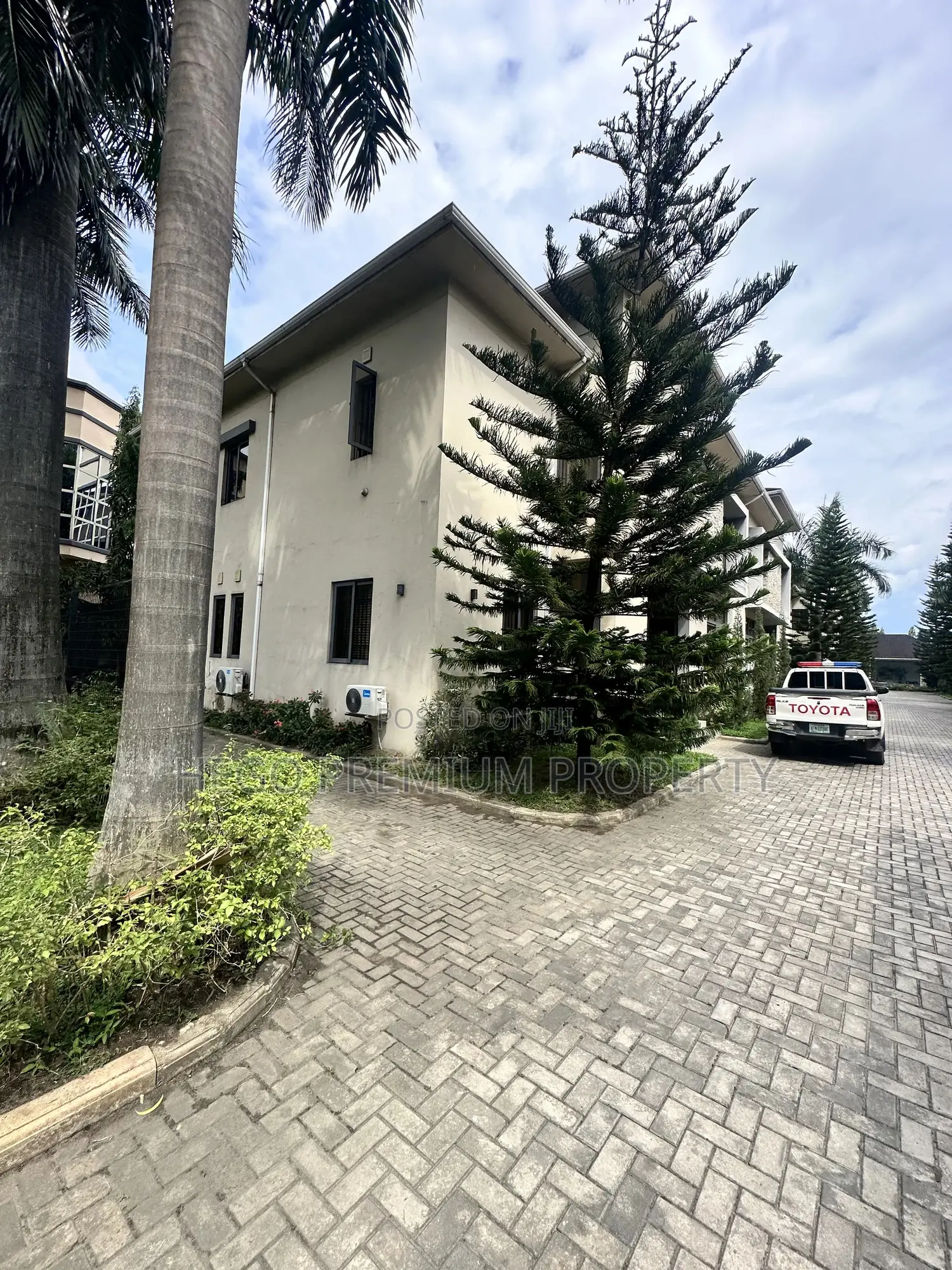 4bdrm Duplex in Rainbow Estate, Abuloma for rent