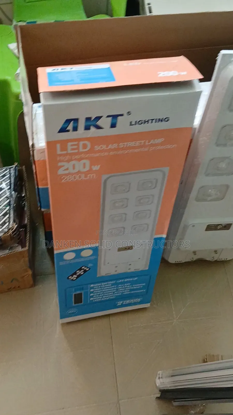 200 Watts New Akt Solar Streetlights
