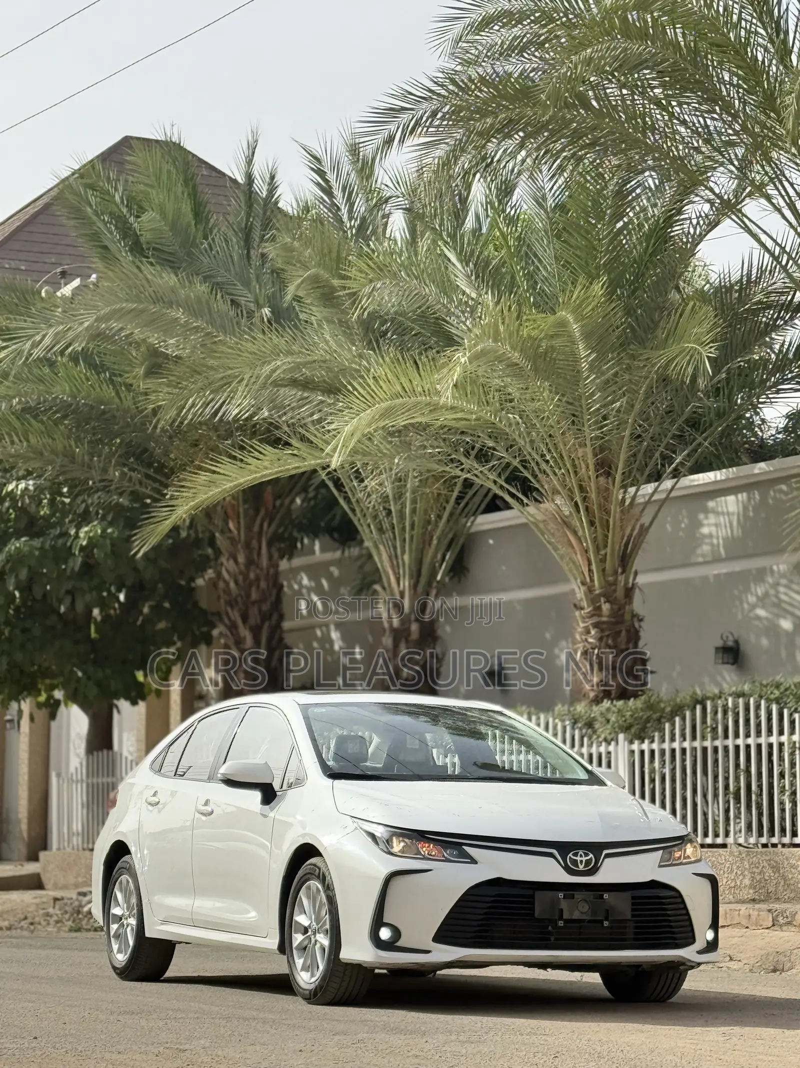 Toyota Corolla 2024 White