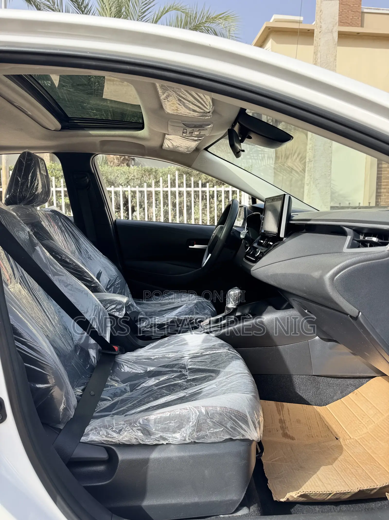 Toyota Corolla 2024 White