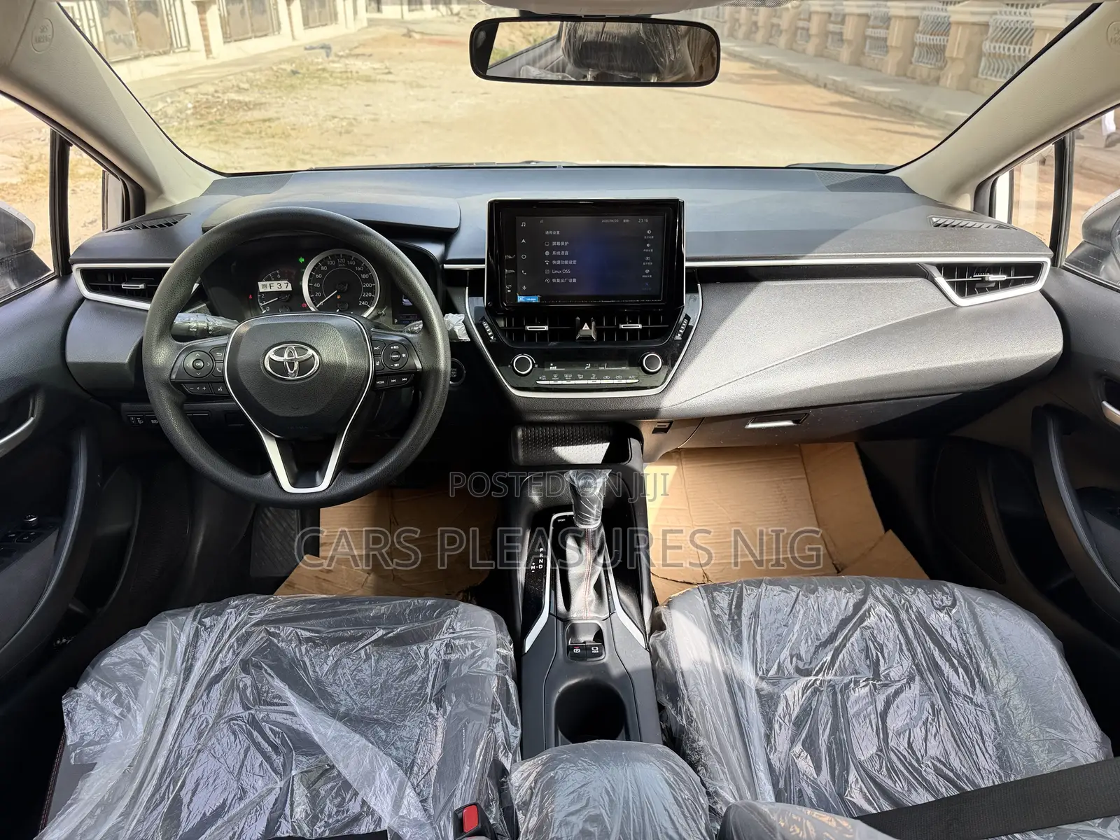 Toyota Corolla 2024 White