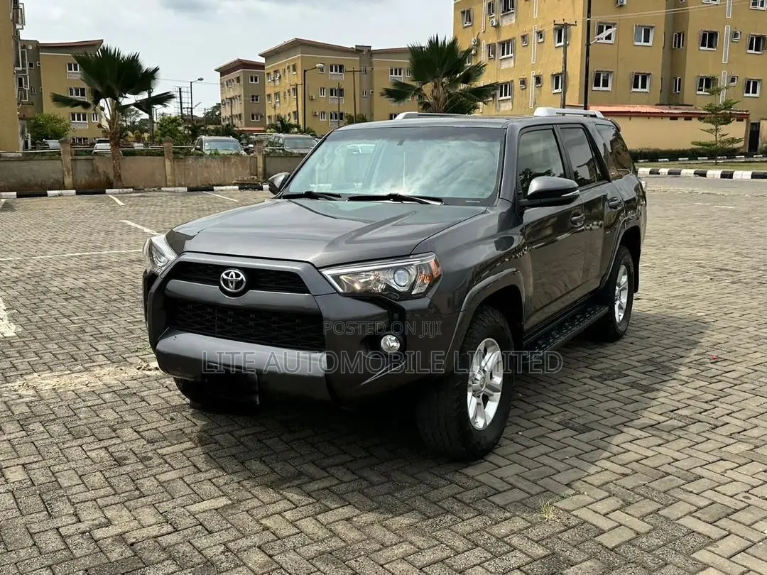 Toyota 4-Runner SR5 Premium 4dr SUV 4WD (4.0L 6cyl 5A) 2015 Gray