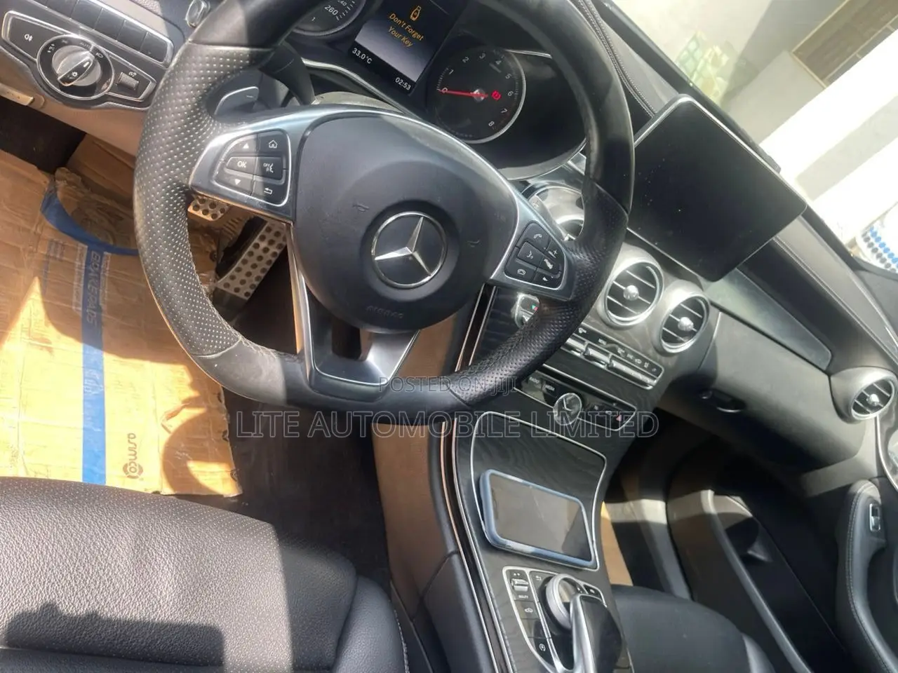 Mercedes-Benz C400 4Matic AWD Sedan (3.0L V6 7A) 2015 Black