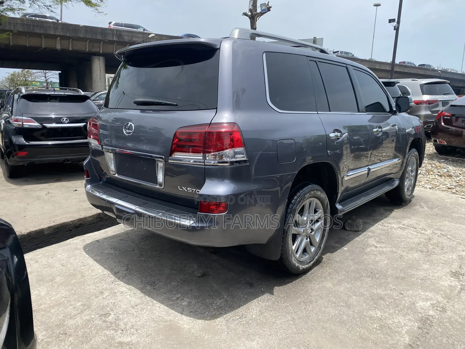 Lexus LX 570 AWD 2015 Gray