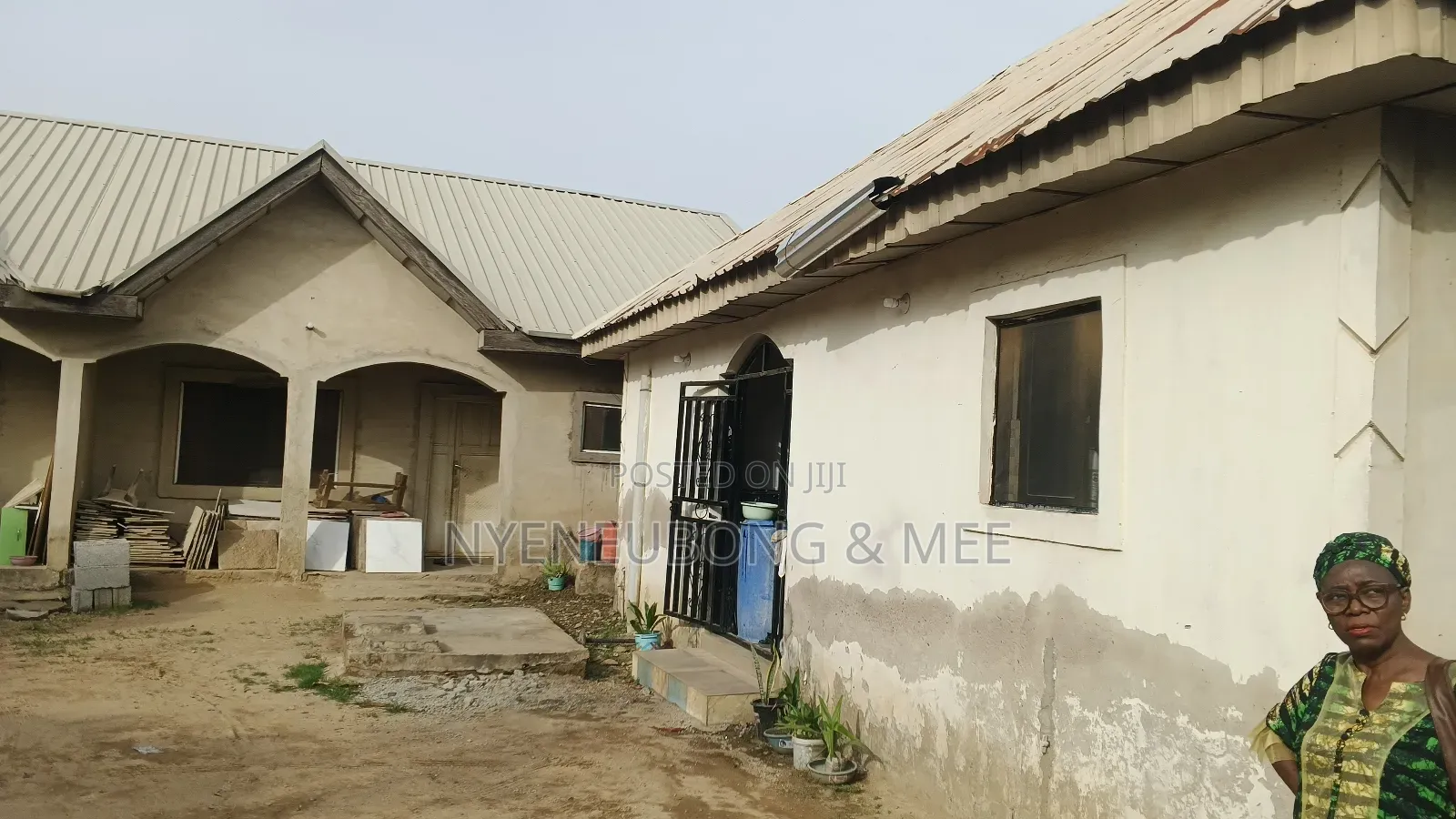 6bdrm Block of Flats in Karu for sale