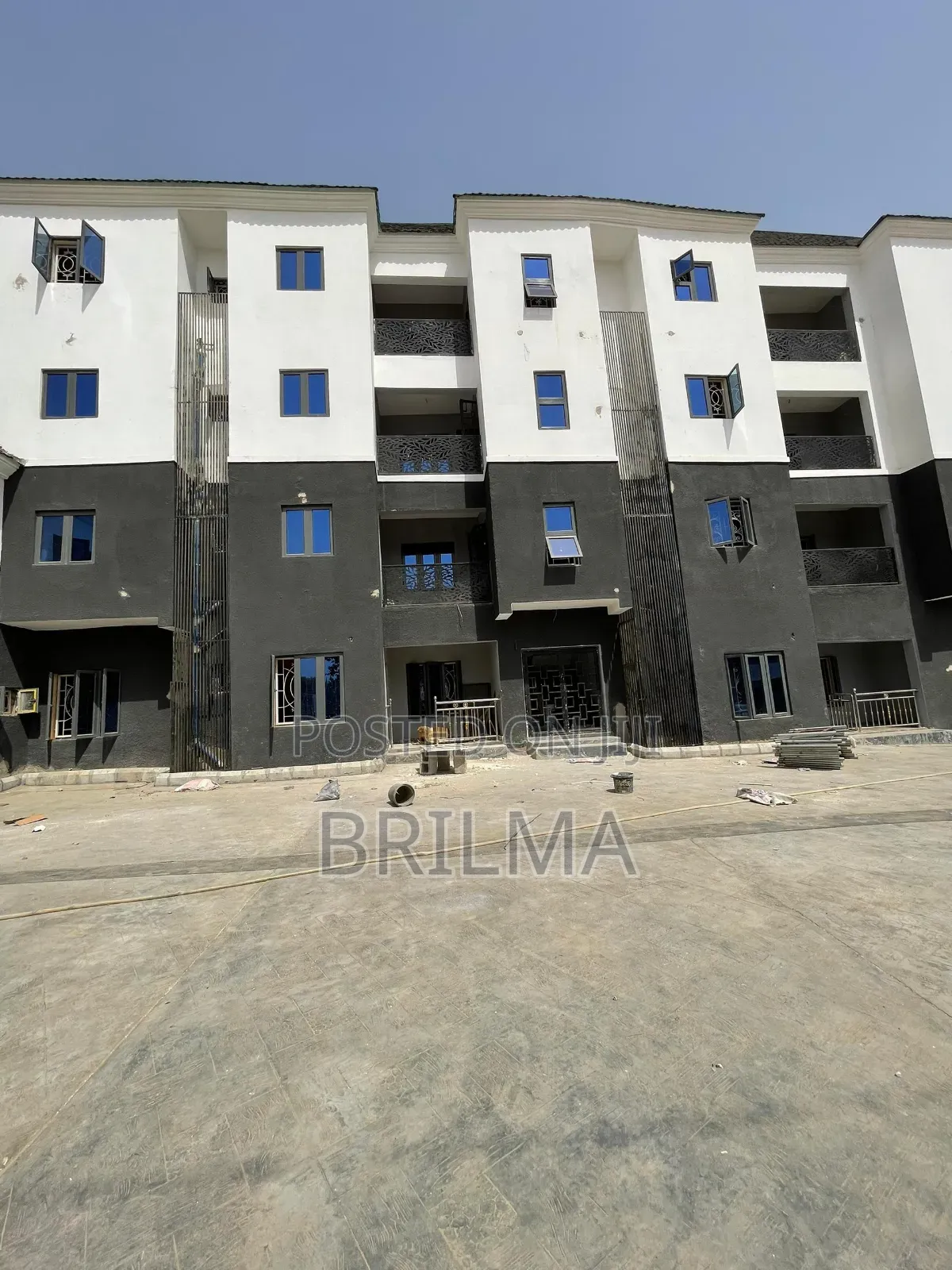 3bdrm Block of Flats in Life Camp for rent