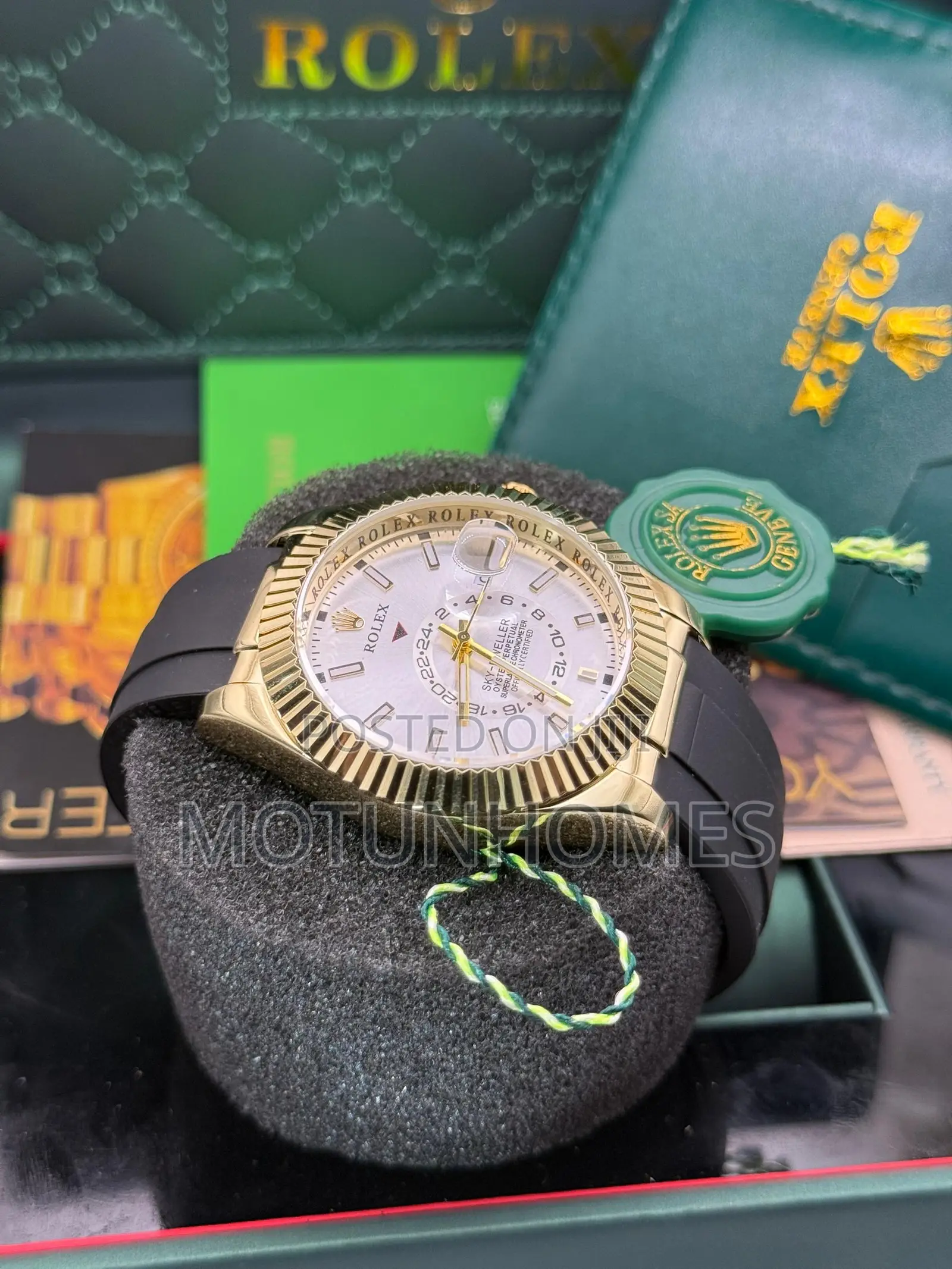 Rolex Rubber Strap Wristwatch