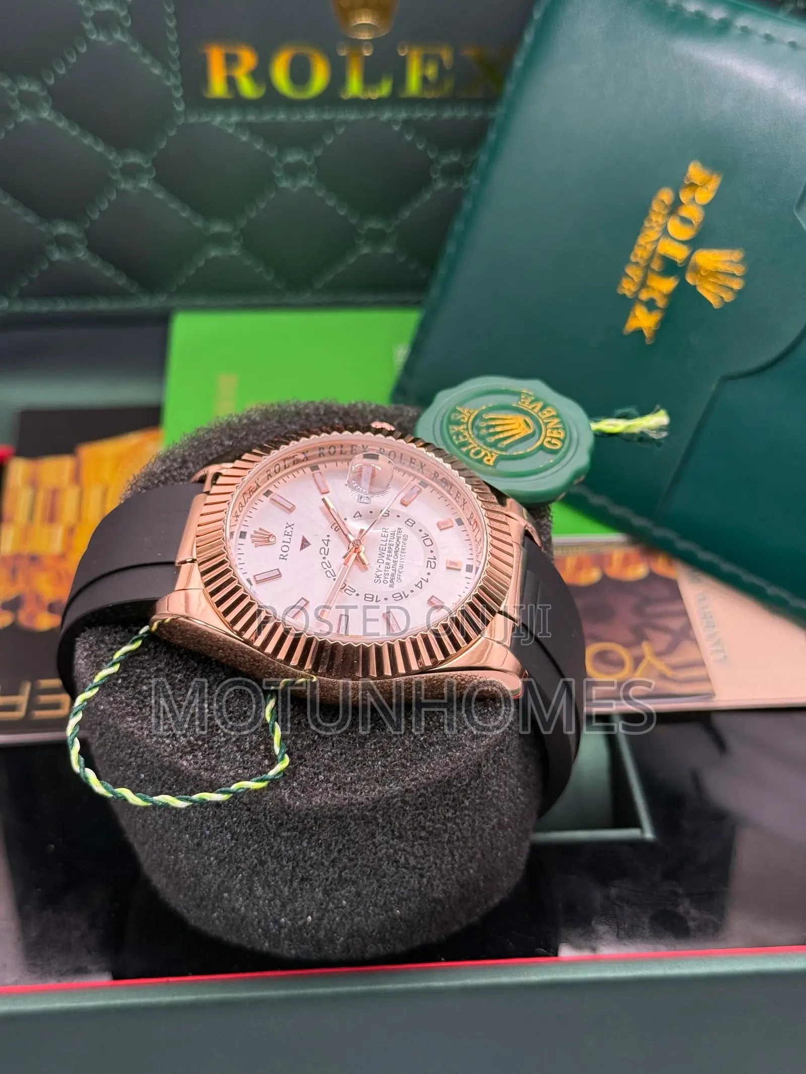 Rolex Rubber Strap Wristwatch