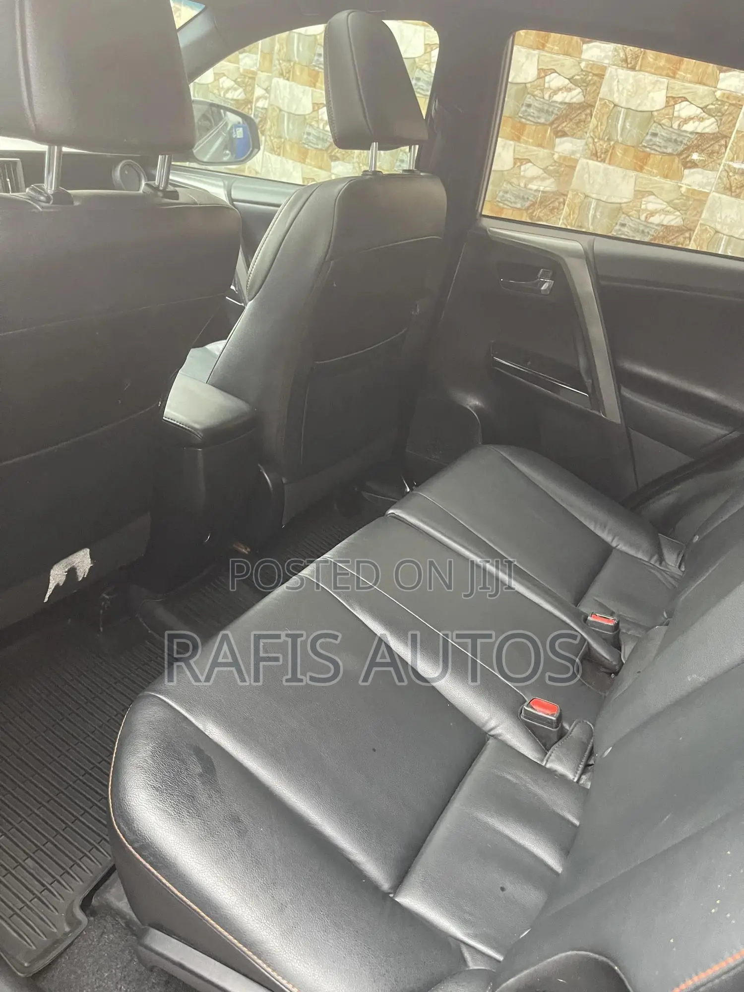 Toyota RAV4 SE AWD (2.5L 4cyl 6A) 2017 Silver