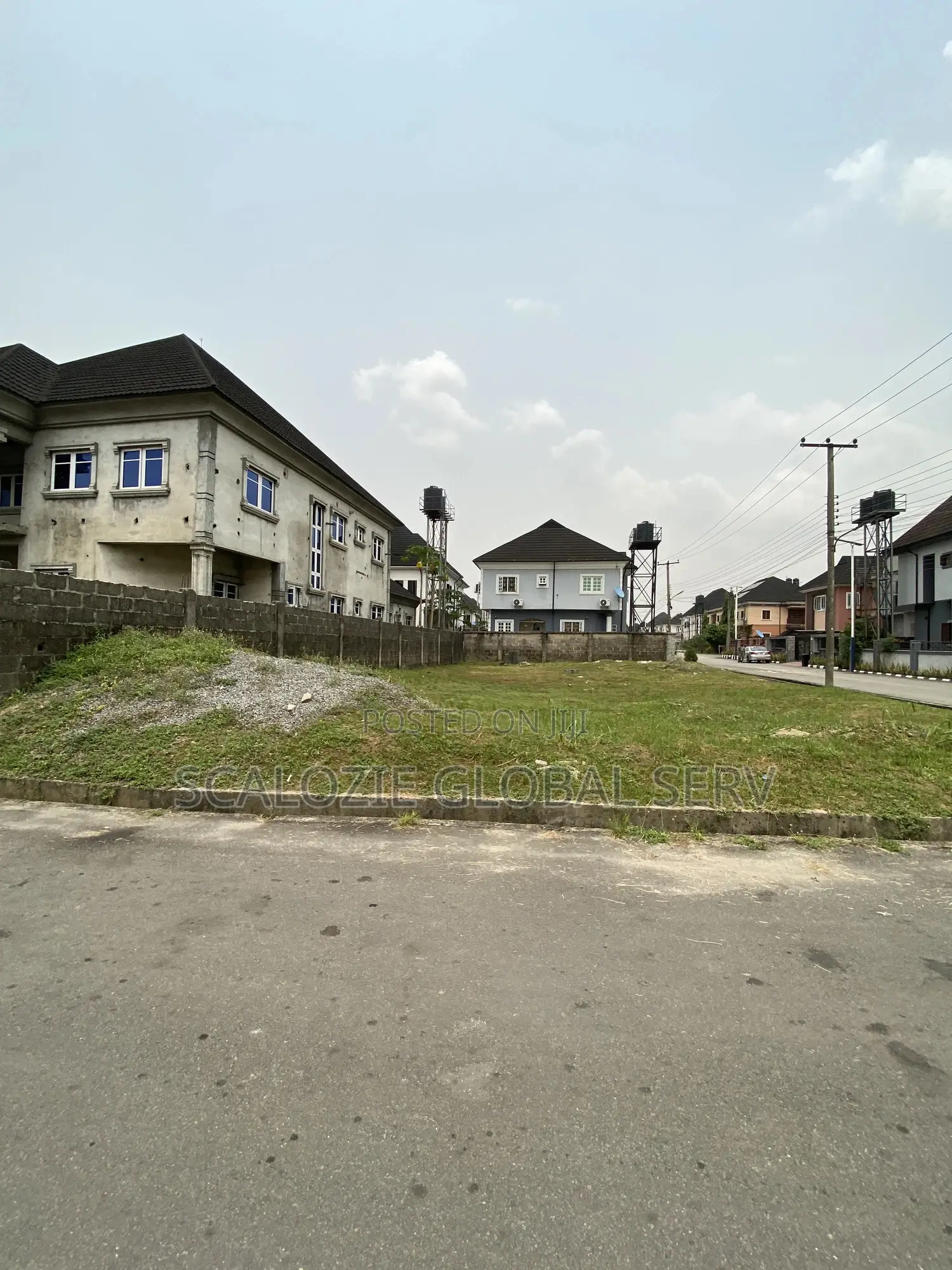 Standard 1 Plot Of Land With Constant Electricity And Secured Estate