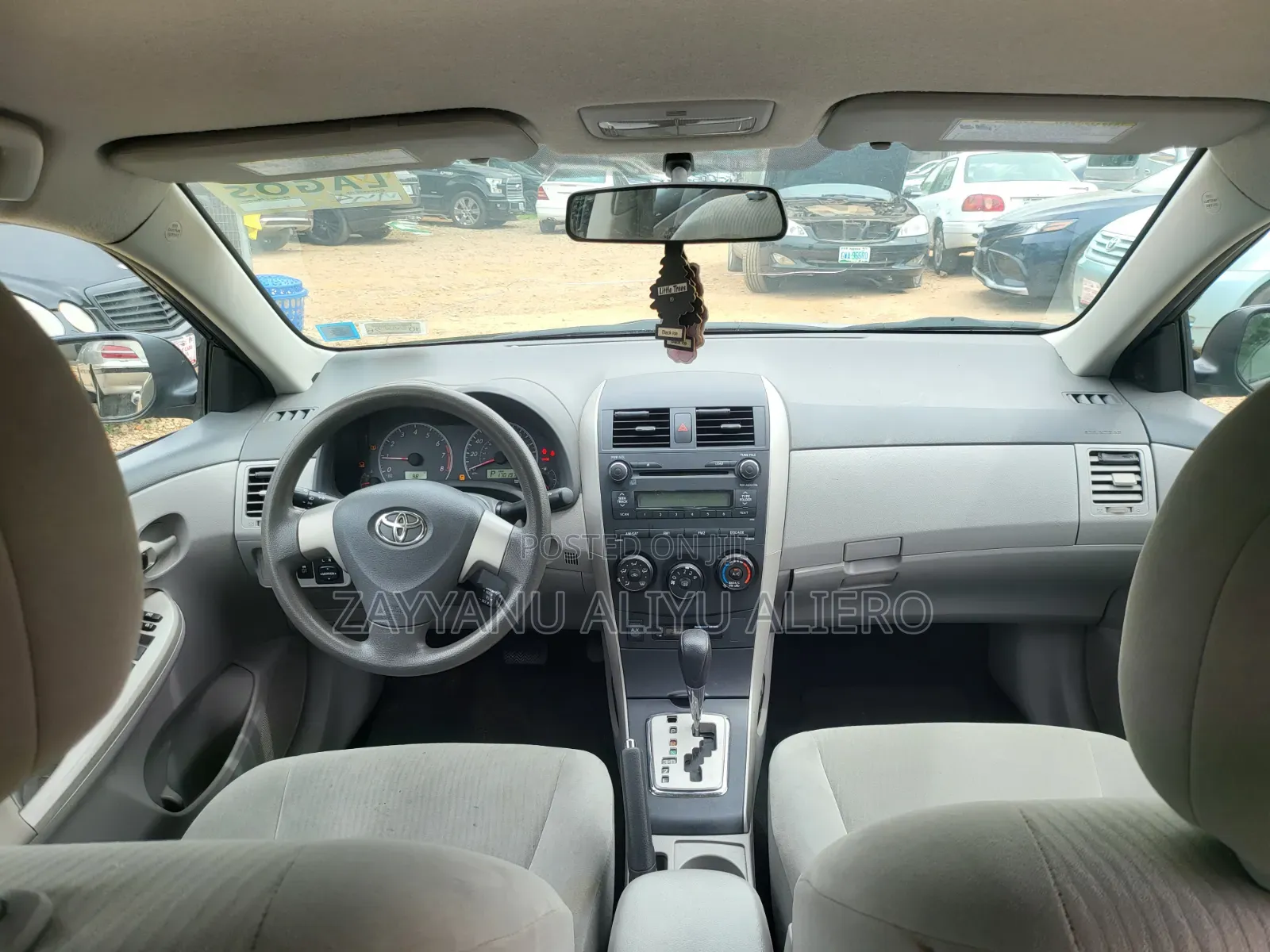 Toyota Corolla LE 4dr Sedan (1.8L 4cyl 4A) 2011 Black