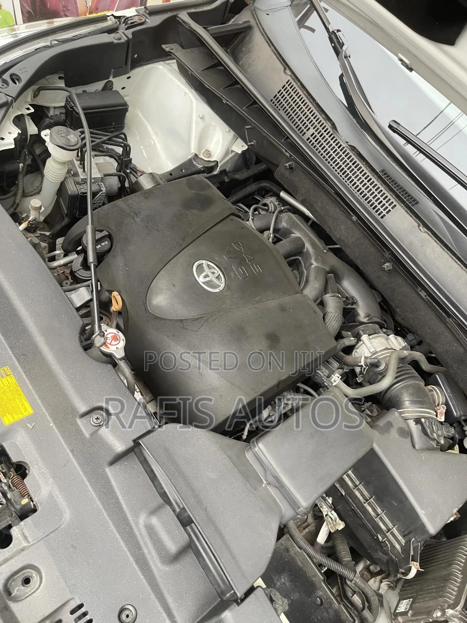 Toyota Highlander XLE 4x4 V6 (3.5L 6cyl 8A) 2018 White