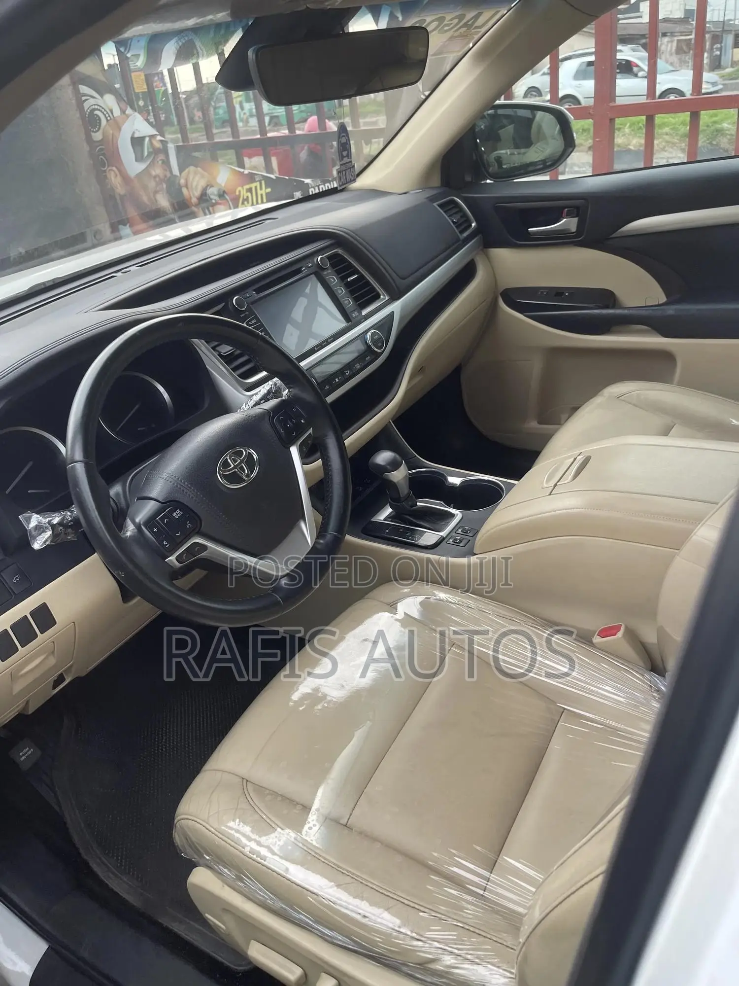 Toyota Highlander XLE 4x4 V6 (3.5L 6cyl 8A) 2018 White