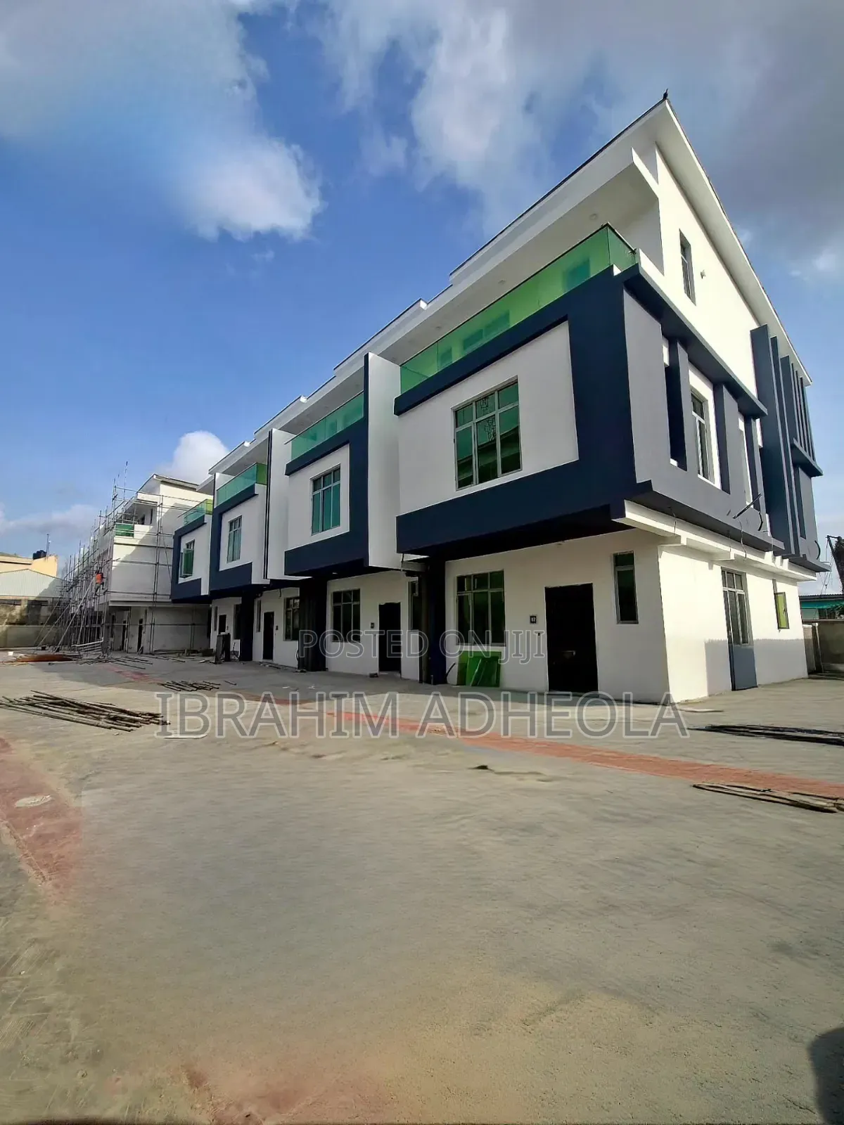 4bdrm Townhouse / Terrace in Mini Estate Maryland, Anthony Village