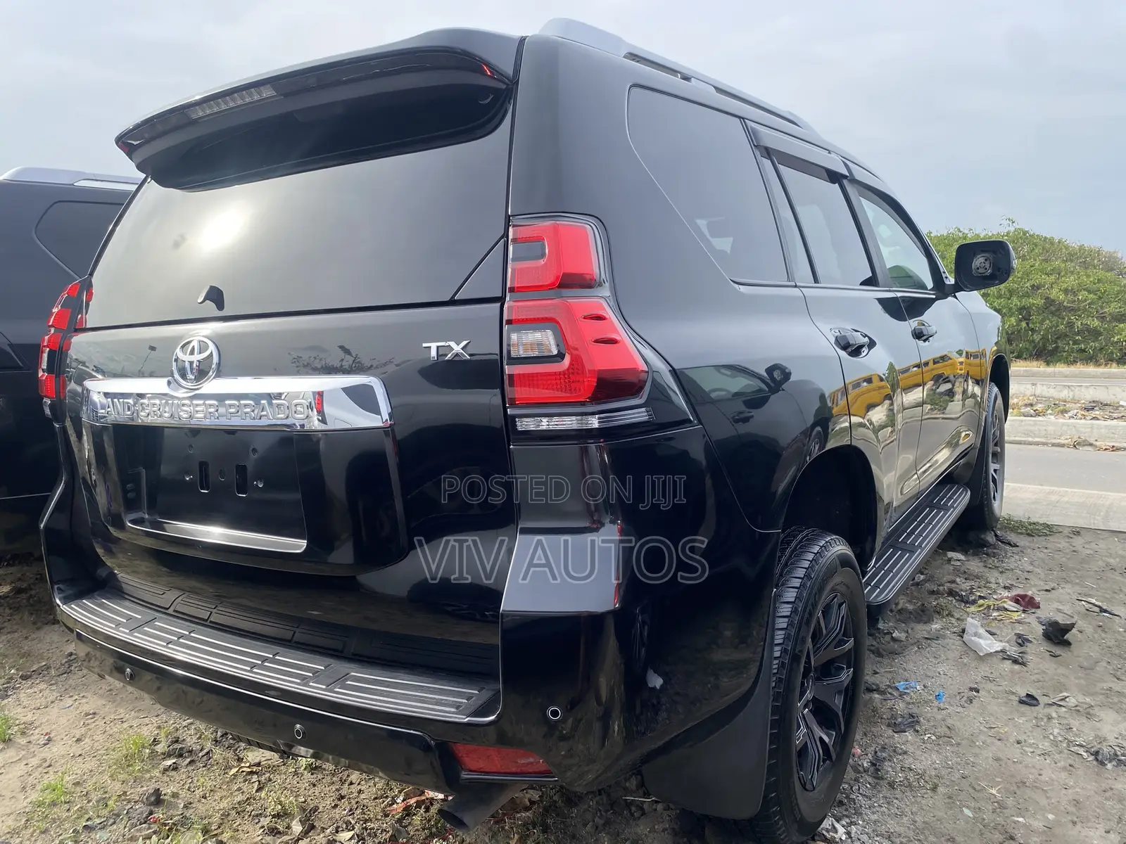 Toyota Land Cruiser Prado 4.0 2023 Black