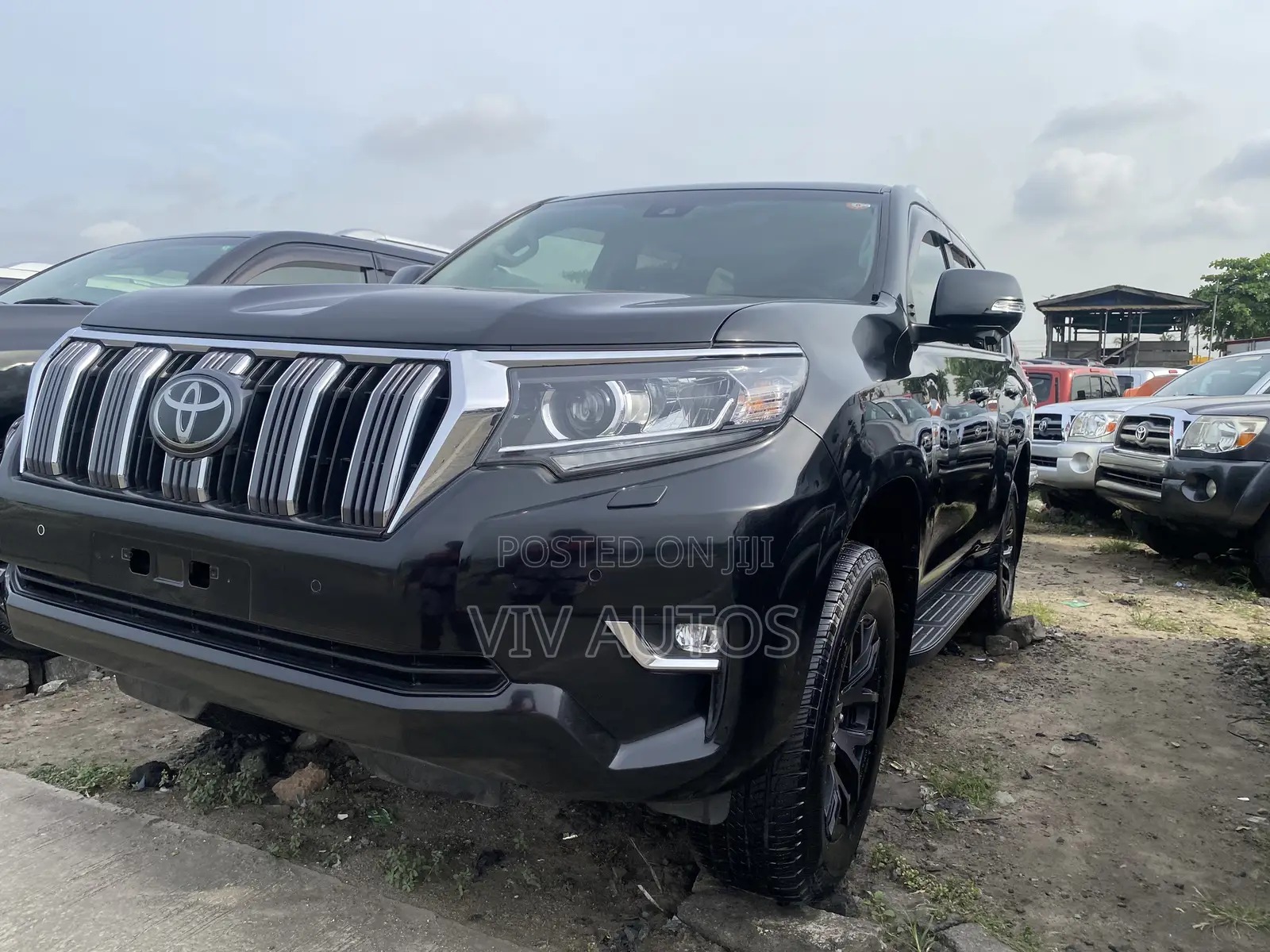 Toyota Land Cruiser Prado 4.0 2023 Black