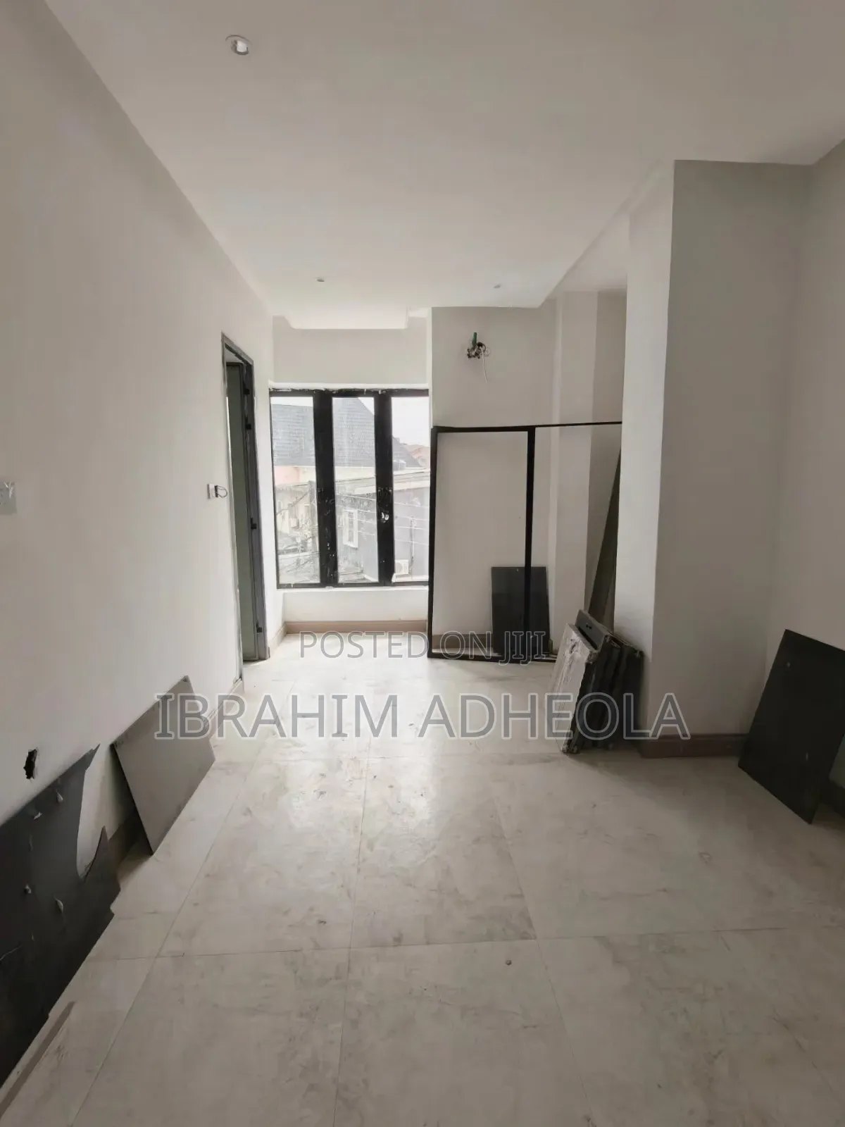 3bdrm Apartment in Allen Avenue for sale