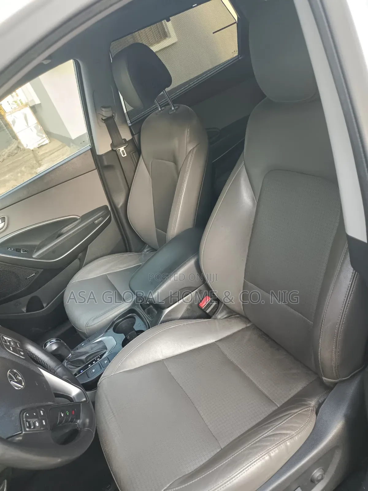 Hyundai Santa Fe Limited 4dr SUV AWD (3.3L 6cyl 6A) 2015 Silver