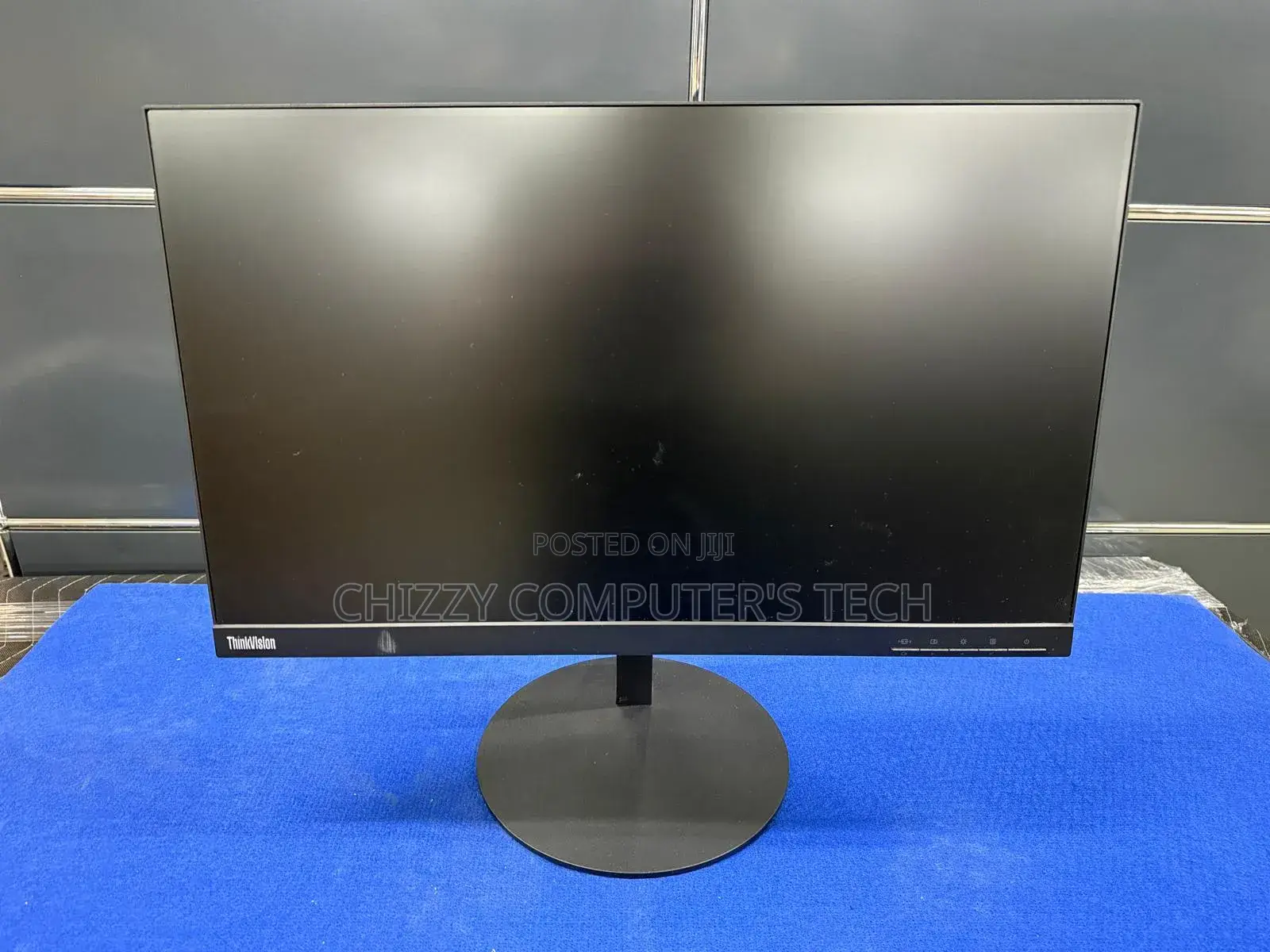 Lenovo Flameless LCD Monitor 24inches