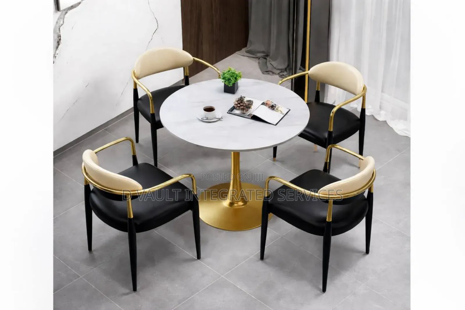 4 Seater Deluxe Dining