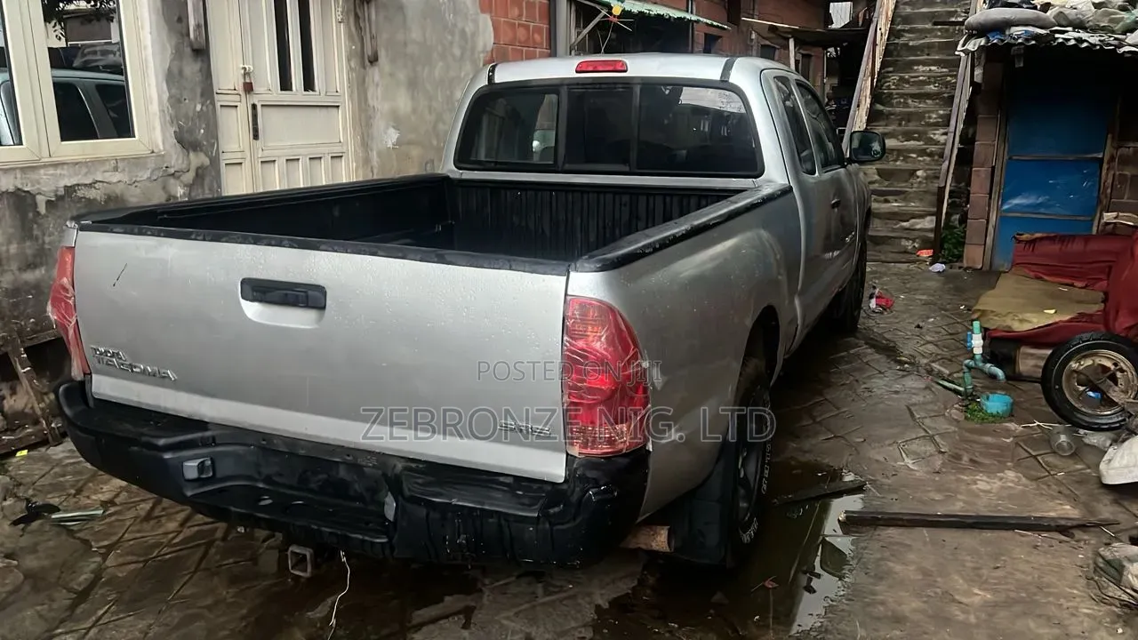 Toyota Tacoma Access Cab 2007 Silver
