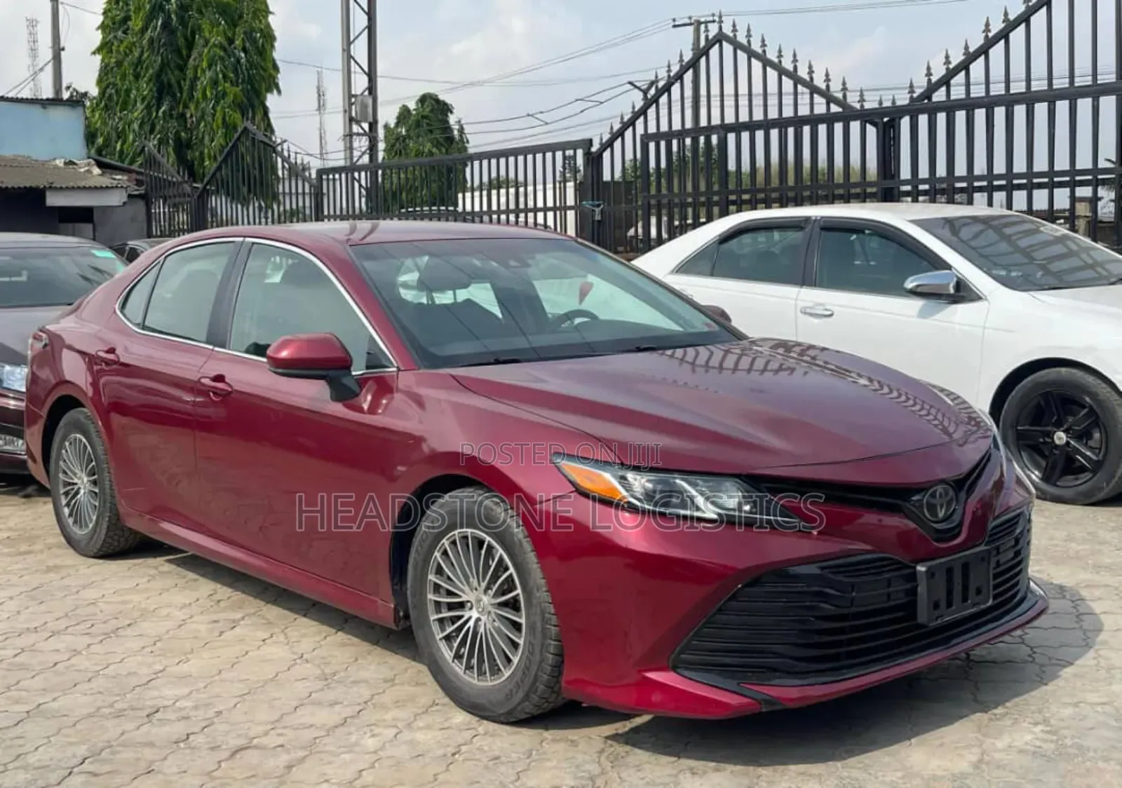 Toyota Camry LE FWD (2.5L 4cyl 8AM) 2018 Burgundy