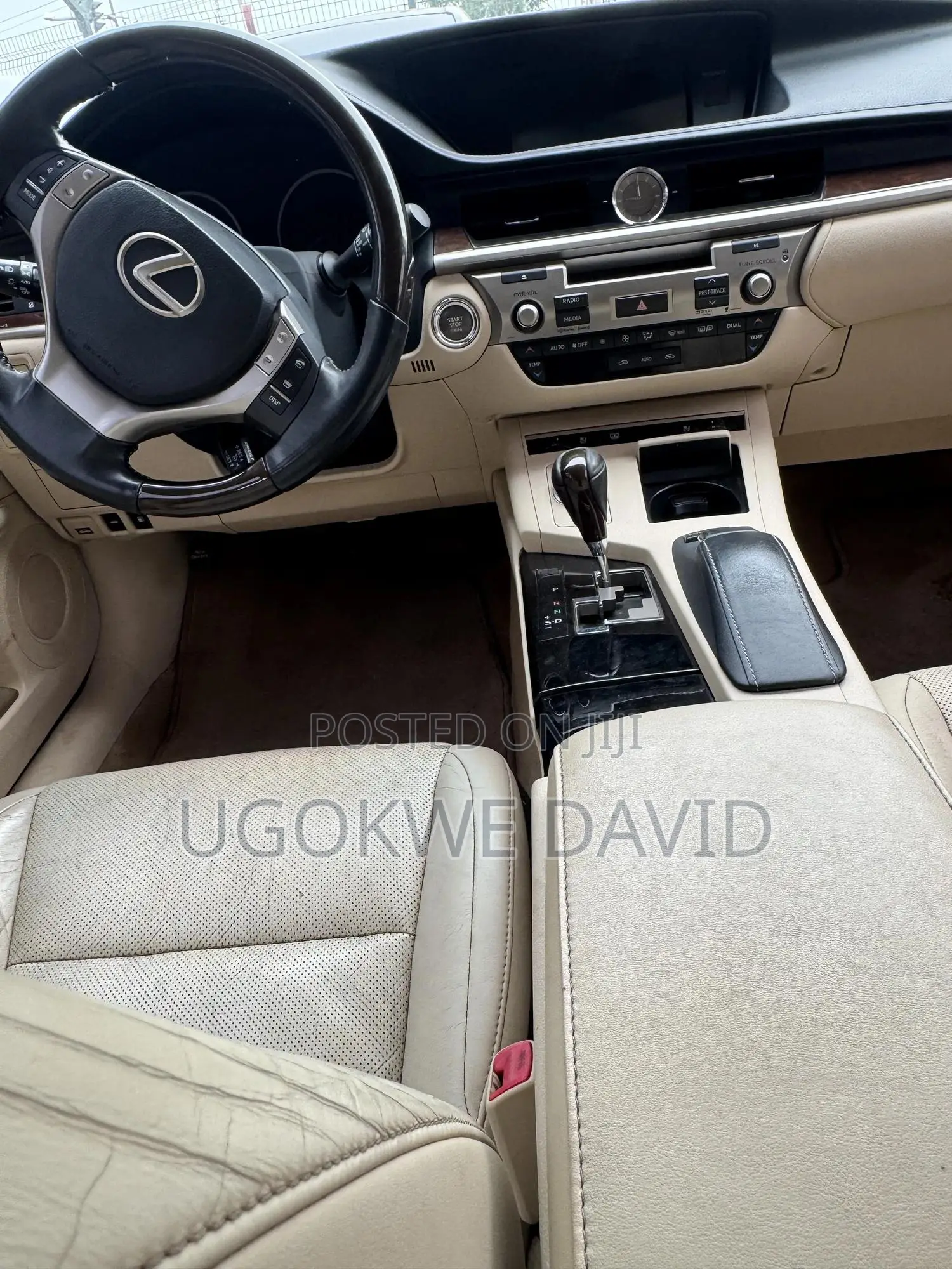 Lexus ES 2016 Red