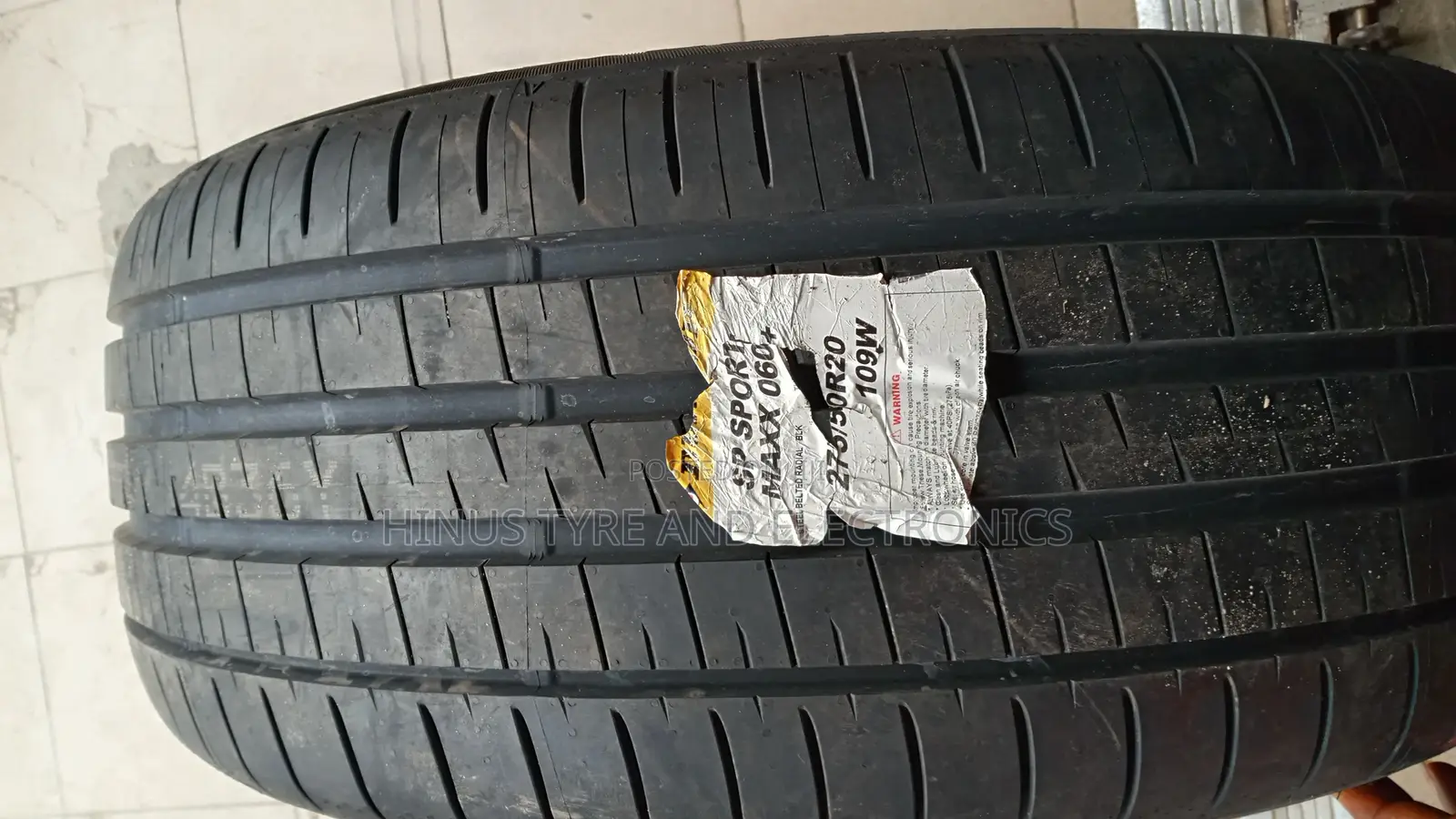 275/50/20 Dunlop Sport Maxx Tyre
