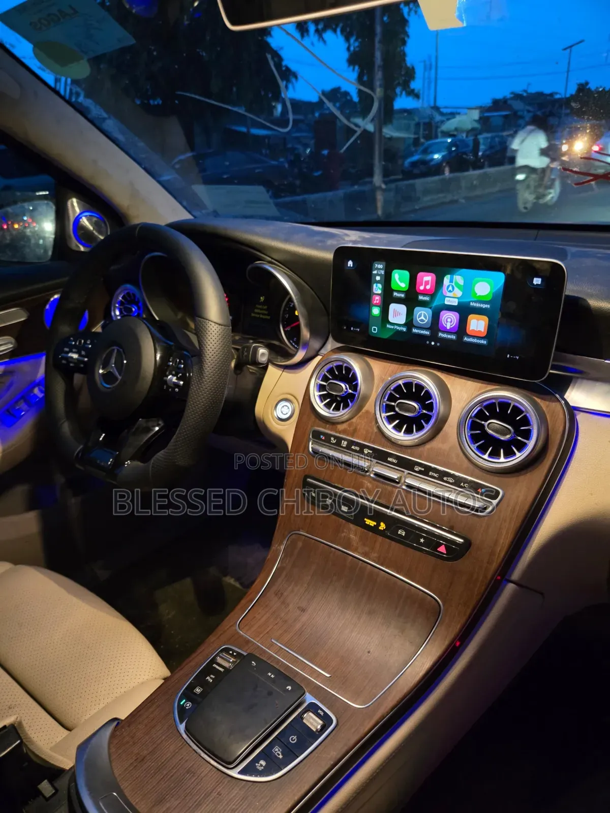 Apple Carplay on the Mercedes-Benz GLC