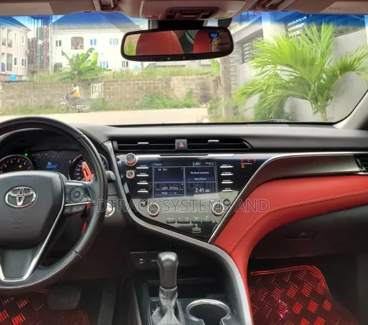 Toyota Camry XSE FWD (2.5L 4cyl 8AM) 2018 Black